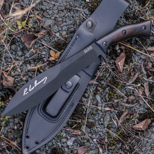 KA-BAR GUNNY KNIFE AN OVERSIZED BLADE COMMEMORATES A LARGER-THAN-LIFE PERSONALITY