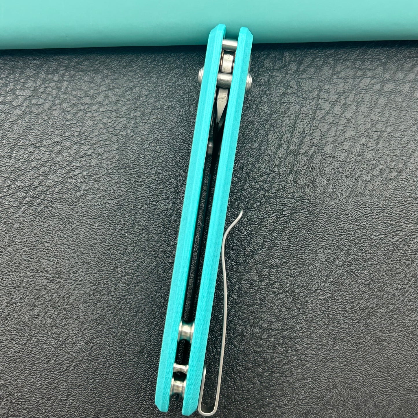 KU KNIVES KU446D Bonza Crossbar Lock Blue Folding Knive