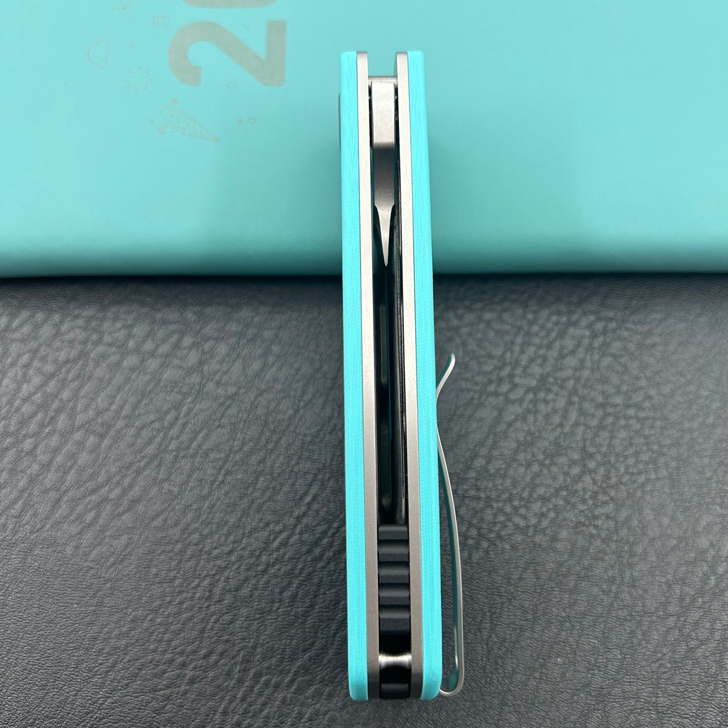 KU knife KU397B Gurkha Linerlock Tiffany Blue Folding Knife