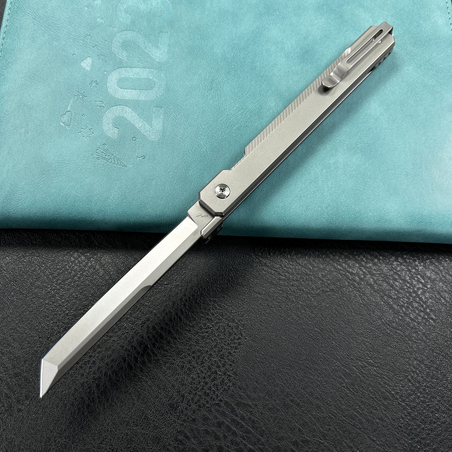 KUBEY KB243A Prism Button Lock CEO Style Folding Knife Silver Grey 6AL4V Titanium Handle 3.54'' Beadblast 14C28N