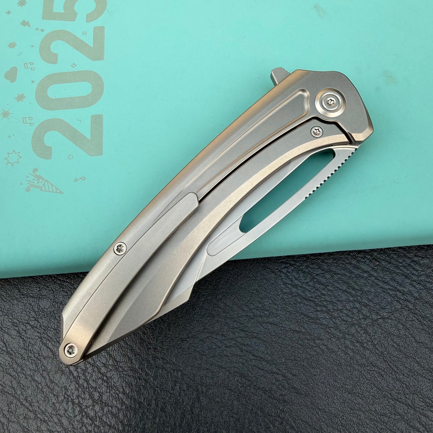 KB KNIVES KB352A Merced Pocket Folding Knife Gray Titanium Handle 3.46'' Beadblast M390