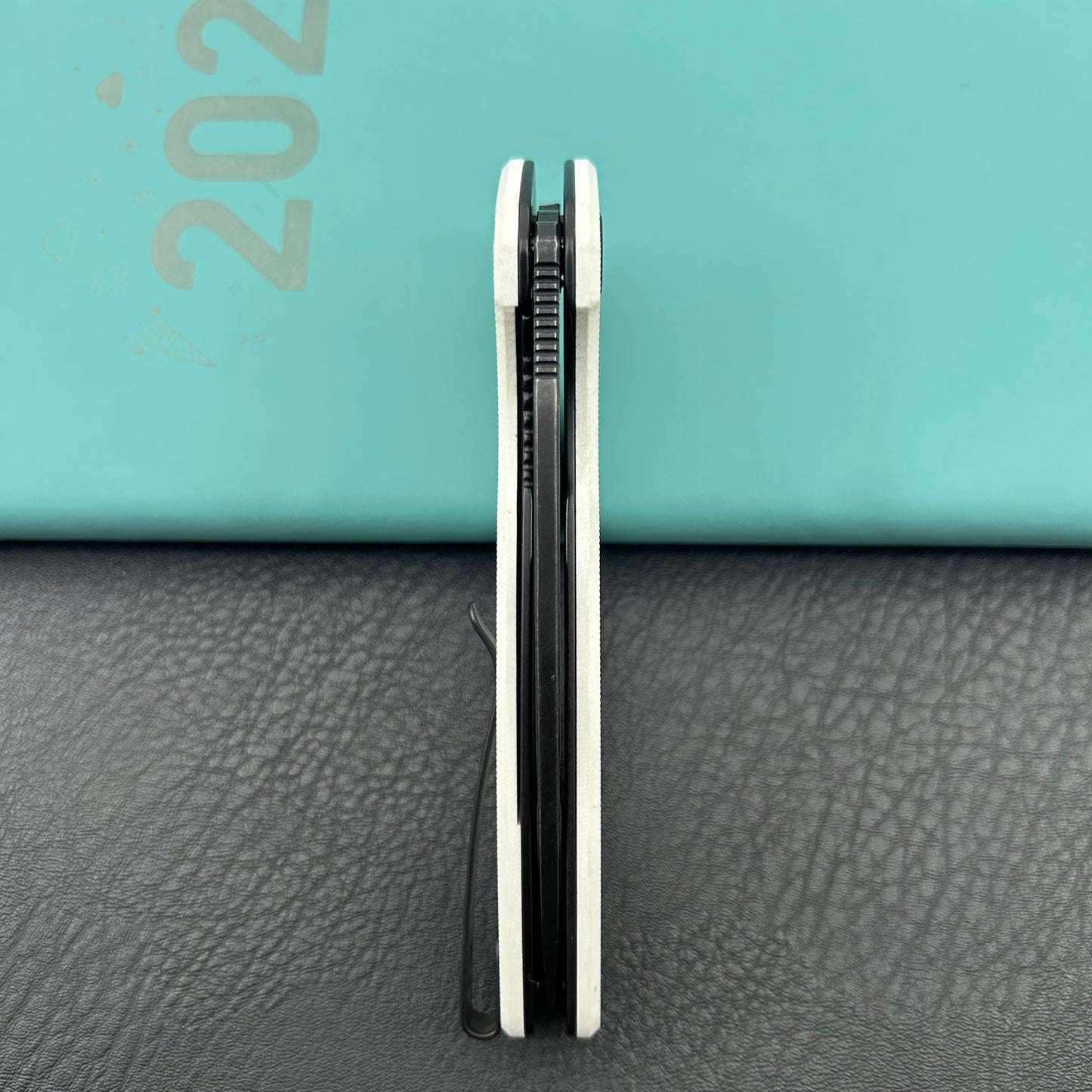 KUBEY knife KU322W Tityus Linerlock Black White Folding knife