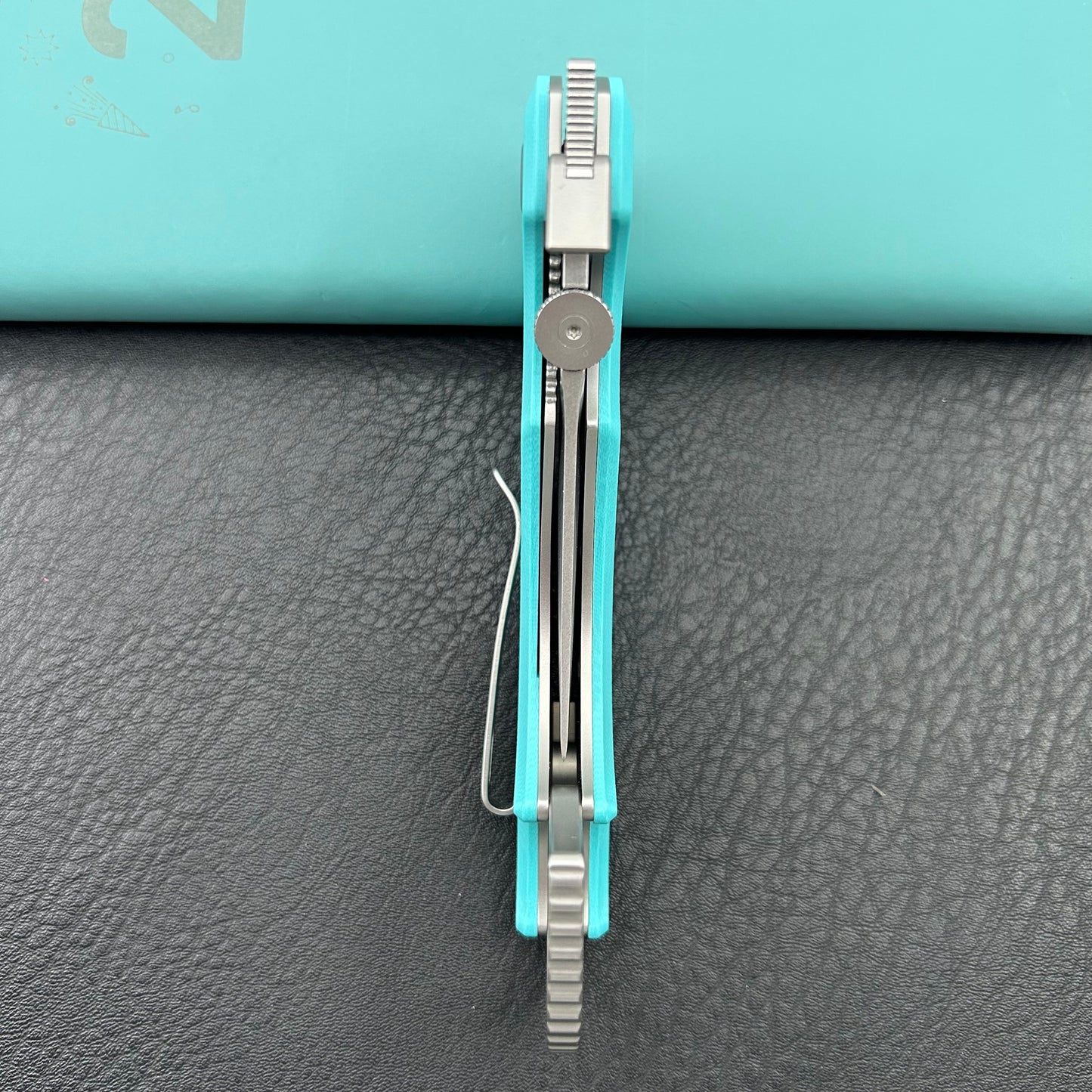 KUBEY knife KU440B Jaw Pikal Folding Knife Tiffany Blue G-10 Handle 2.52" Beadblast 14C28N