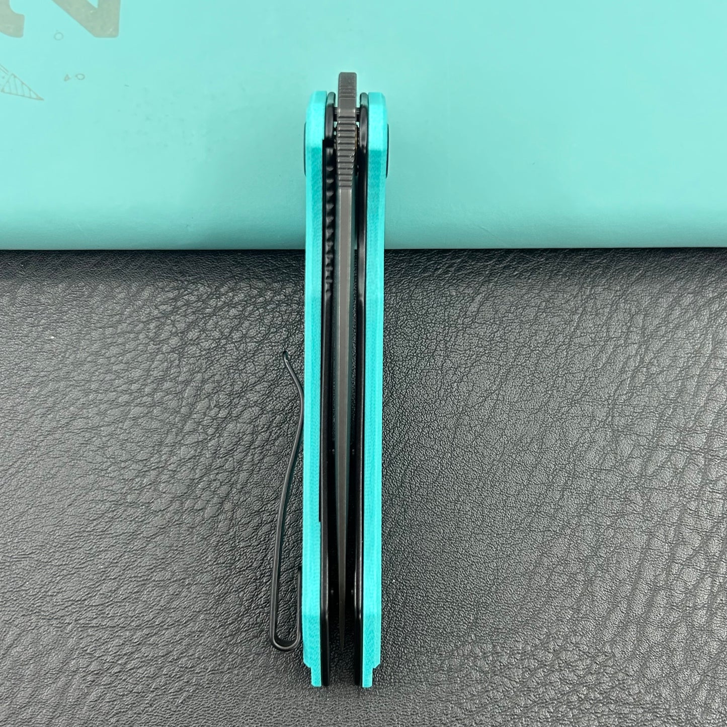 KUBEY knife KU333I Leaf Linerlock Black Tiffany Blue Folding Knives