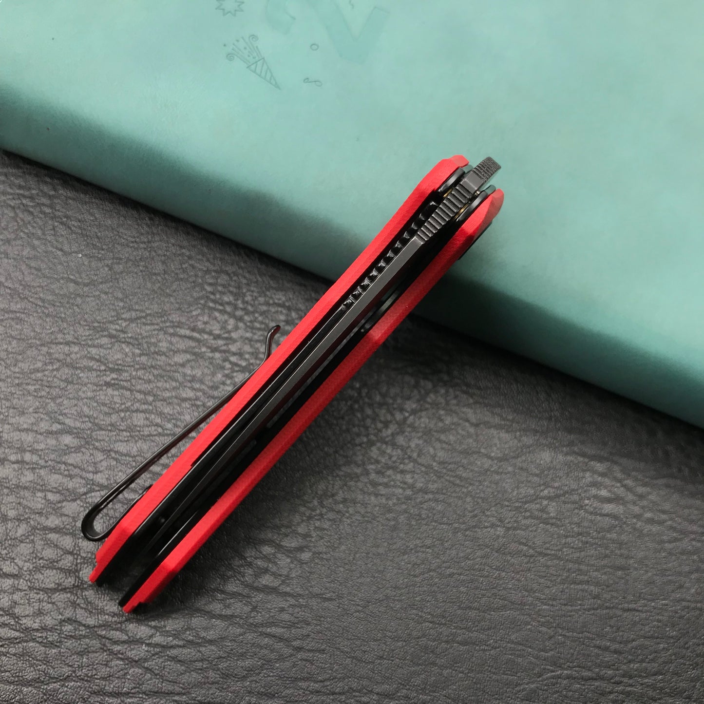 KUBEY KU333B Liner Lock Front Flipper Folding Knife Red G10 Handle 2.99" Dark Stonewashed AUS-10