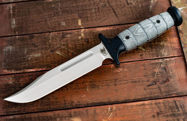 Rick Hinderer Crafts Loving Tribute to KA-BAR’s Classic USMC Knife