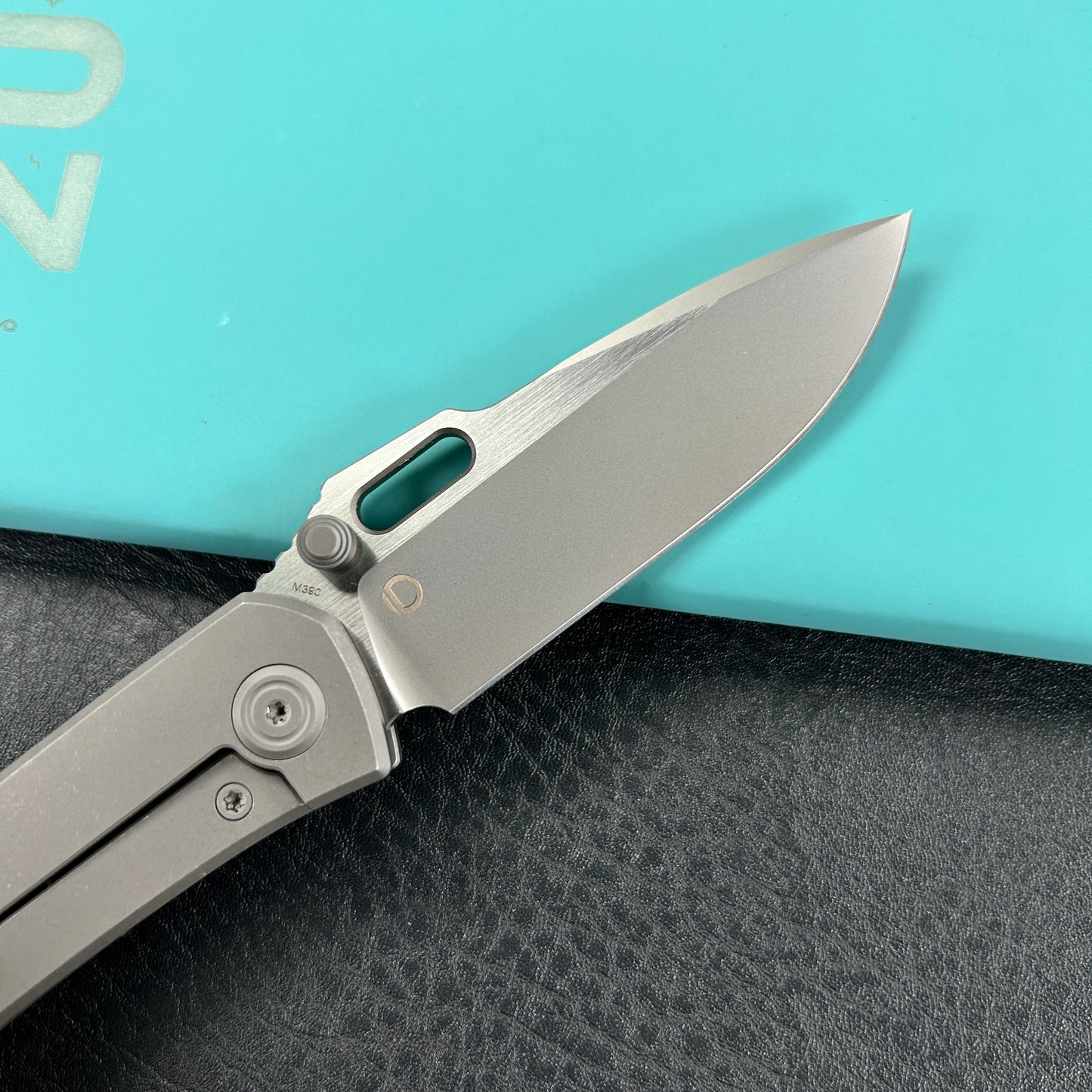 KUBEY  KB259B Blackout Frame Lock Folding Knife Gray Titanium Handle 3.15" Brush & Sandblast M390