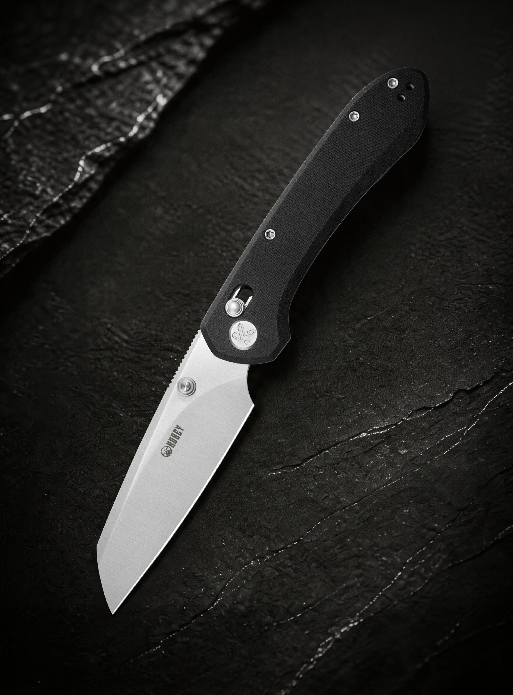 G10