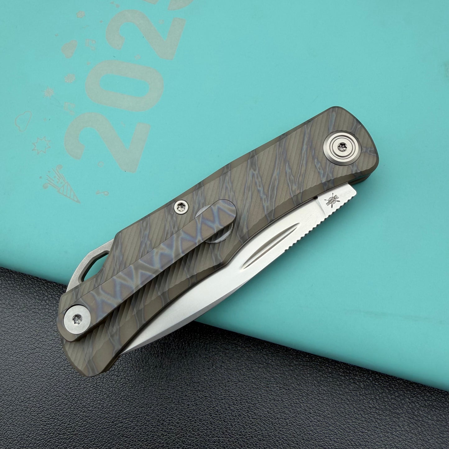 KB KNIVES KB469B El Dorado Slip Joint Pocket Knife Flame Ano Titanium w/ Micro Milling Silver Bead Blast 2.96" M390