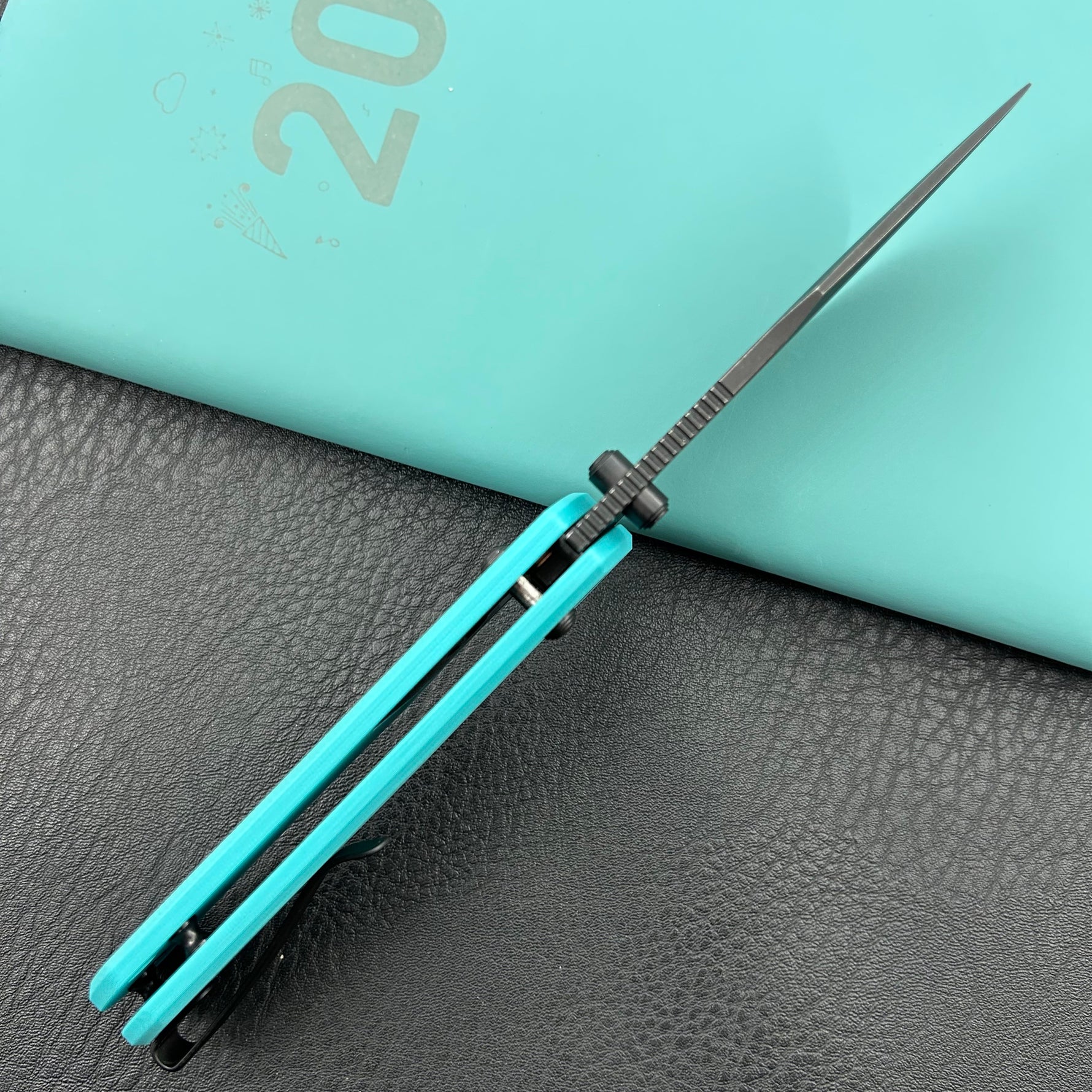 KU KNIVES KU503C Iguana Crossbar Lock Black Tiffany Blue Folding Knife