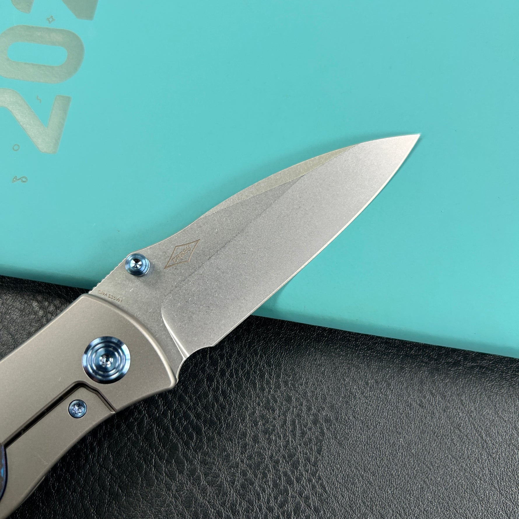 KB KNIVES  KB258C Vertigo Frame Lock Folding Knife Titanium with Damtanium CamoCarbon Inlays 3.11" Stonewash S35VN Blade