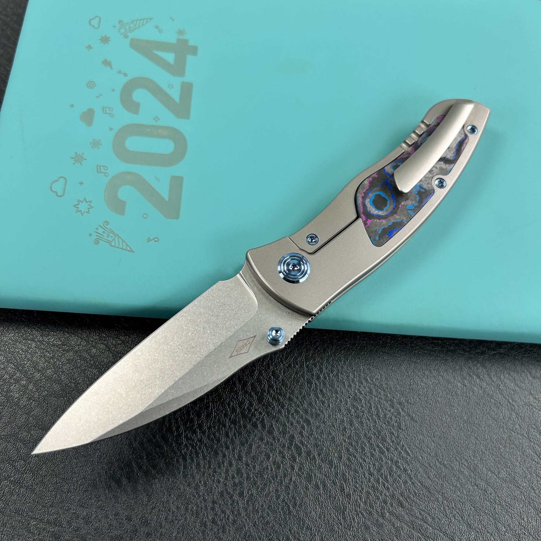 KB KNIVES  KB258C Vertigo Frame Lock Folding Knife Titanium with Damtanium CamoCarbon Inlays 3.11" Stonewash S35VN Blade
