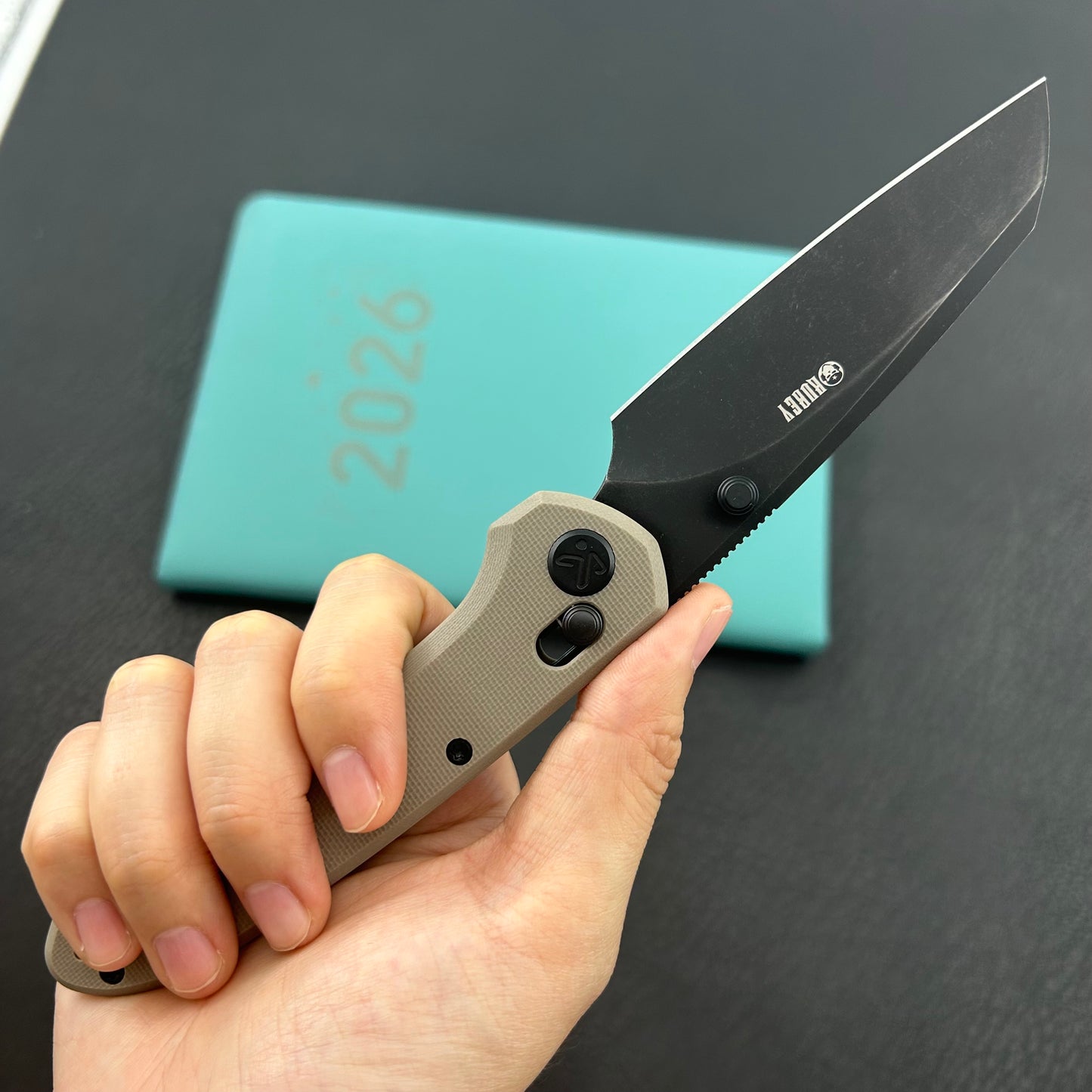 KU knife  KU446F Bonza Crossbar Lock Black Tan Folding Knive