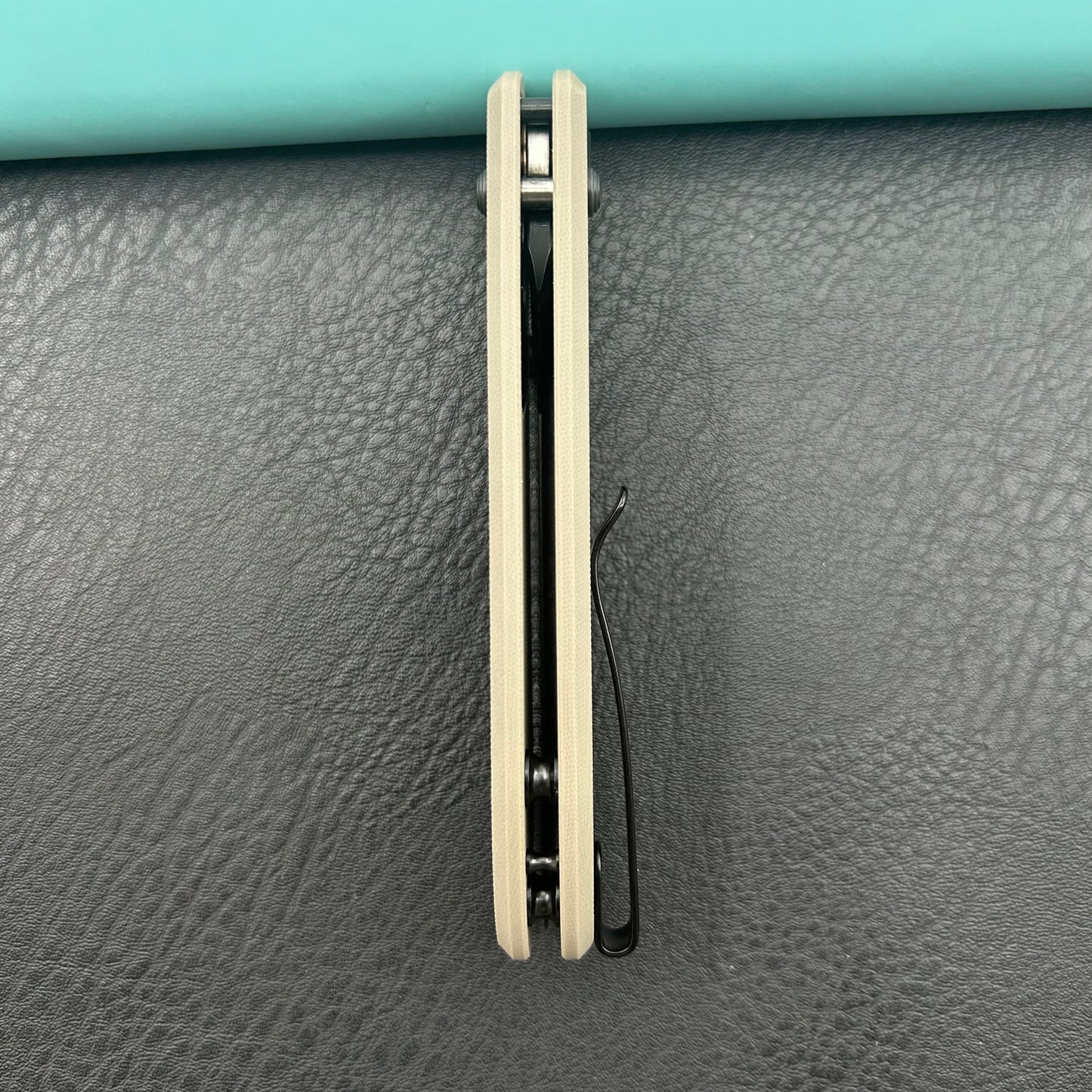KU knife  KU446F Bonza Crossbar Lock Black Tan Folding Knive