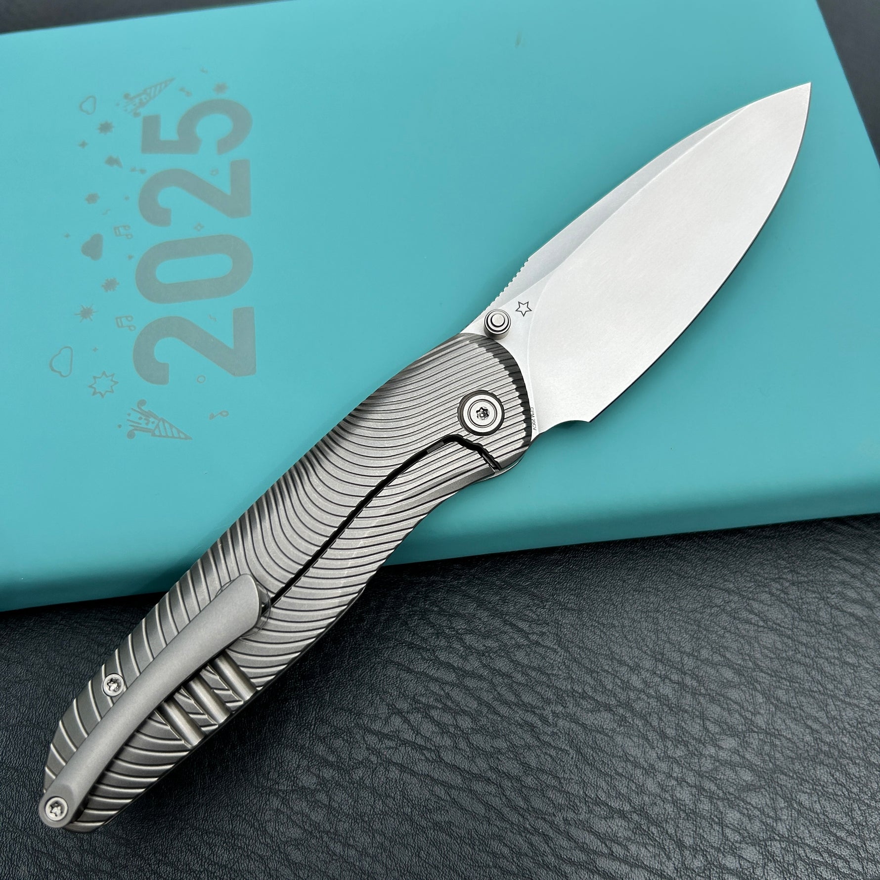 KB knives KB379A Pioneer Folding Knife Sandblast Titanium w/Wave Milling Handle 3.35'' Beadblast CPM 20CV Blade