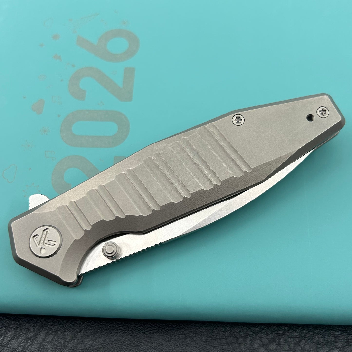 KU knife  KU474A Whammy Framelock Grey Ti Folding Knife