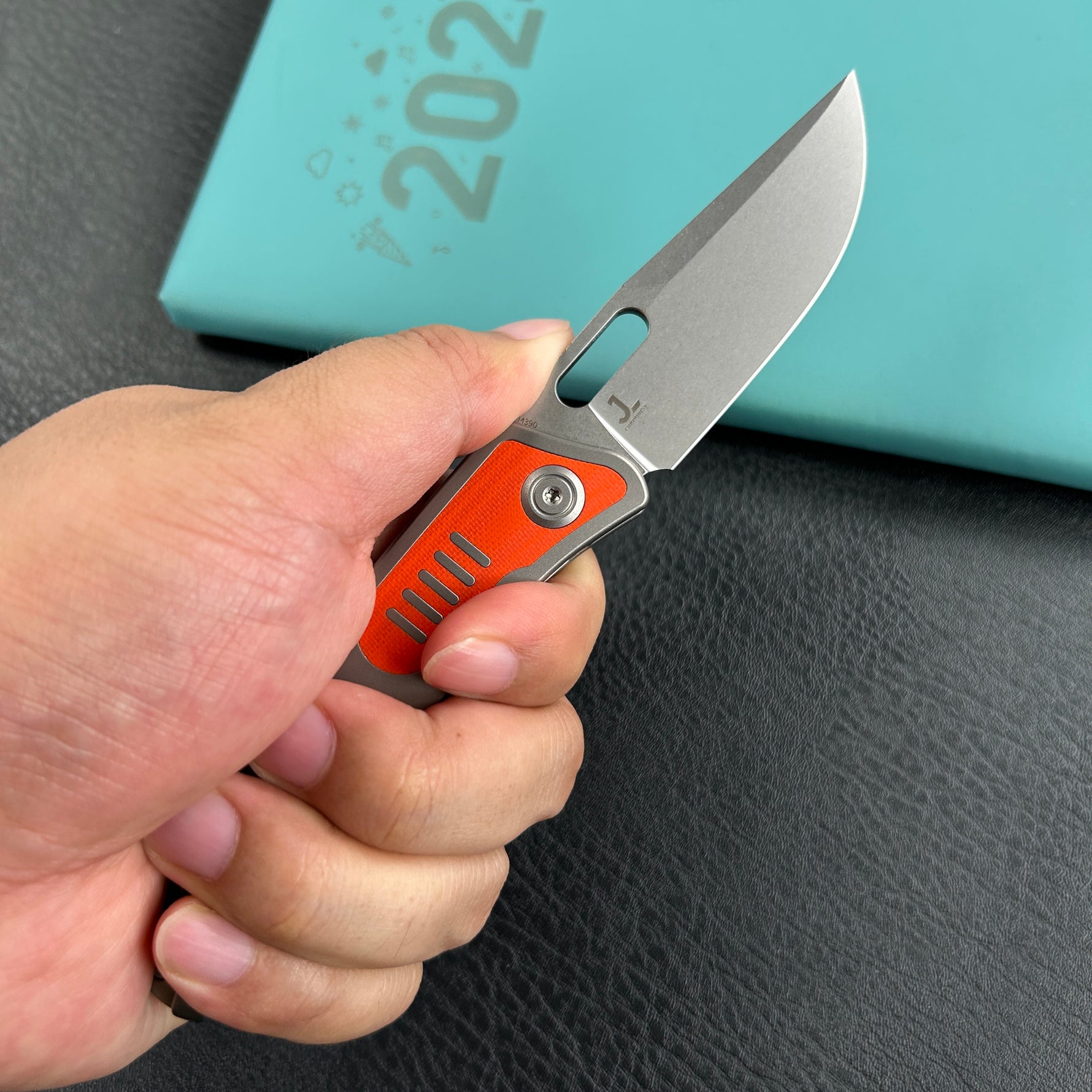 KB KNIVES  KB377A Common  Thread Frame Lock Folding Knife Grey Titanium with Orange G10 Inlays 2.95'' M390 Blade