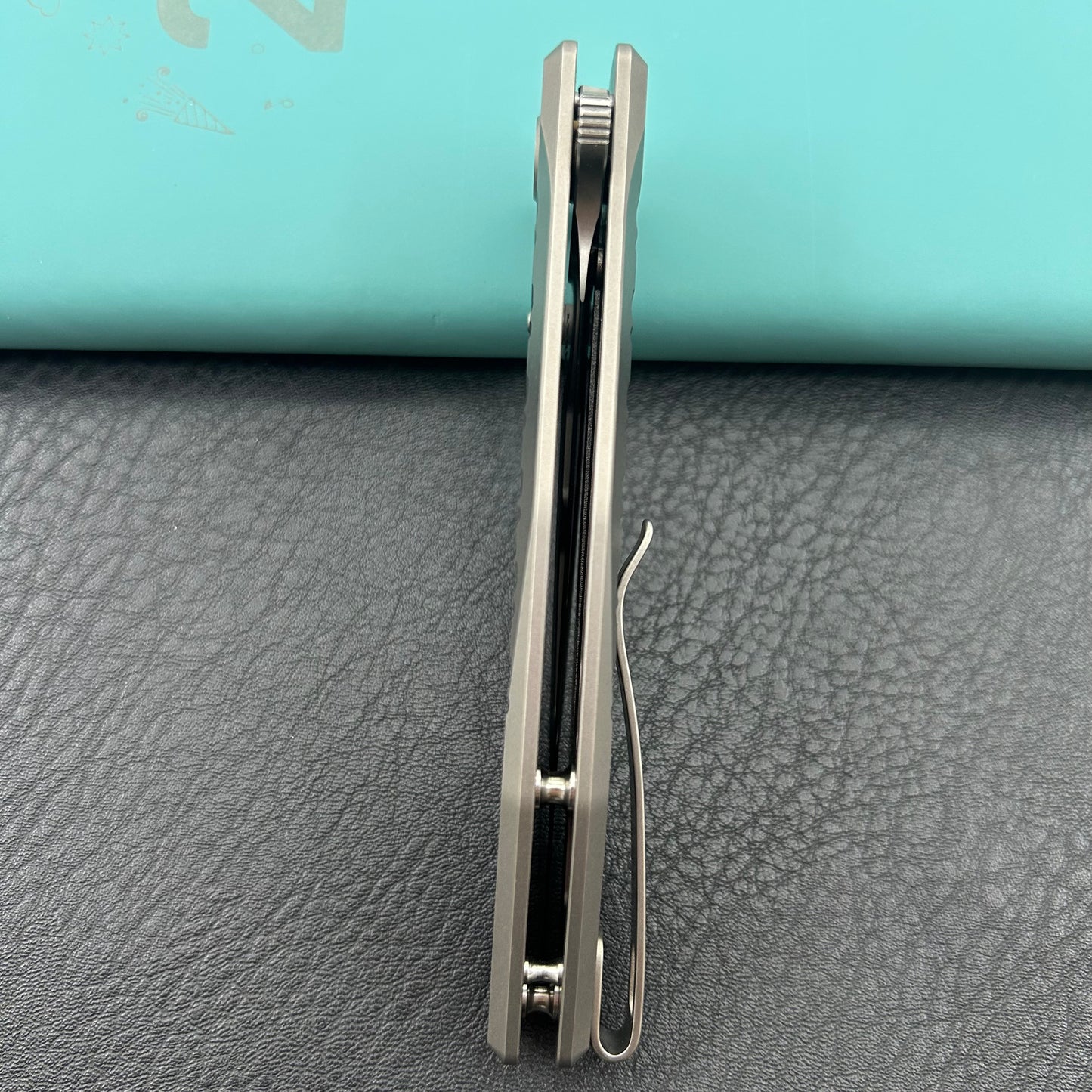 KU knife  KU474A Whammy Framelock Grey Ti Folding Knife