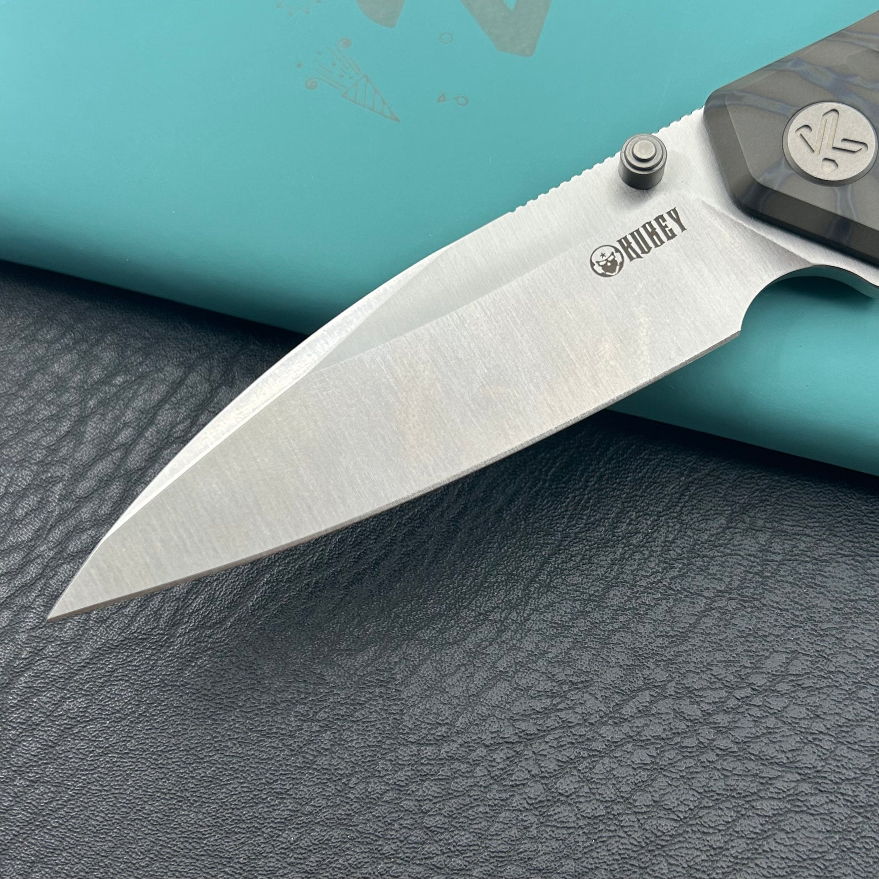 KUBEY knife  KU474C Whammy Framelock Flame Ano Ti Folding Knife
