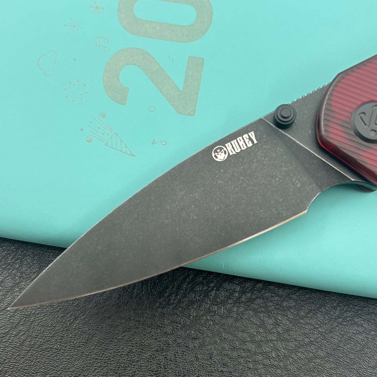 KU knife KU408E SNUG Linerlock Black Red Polycarbonate Folding knife