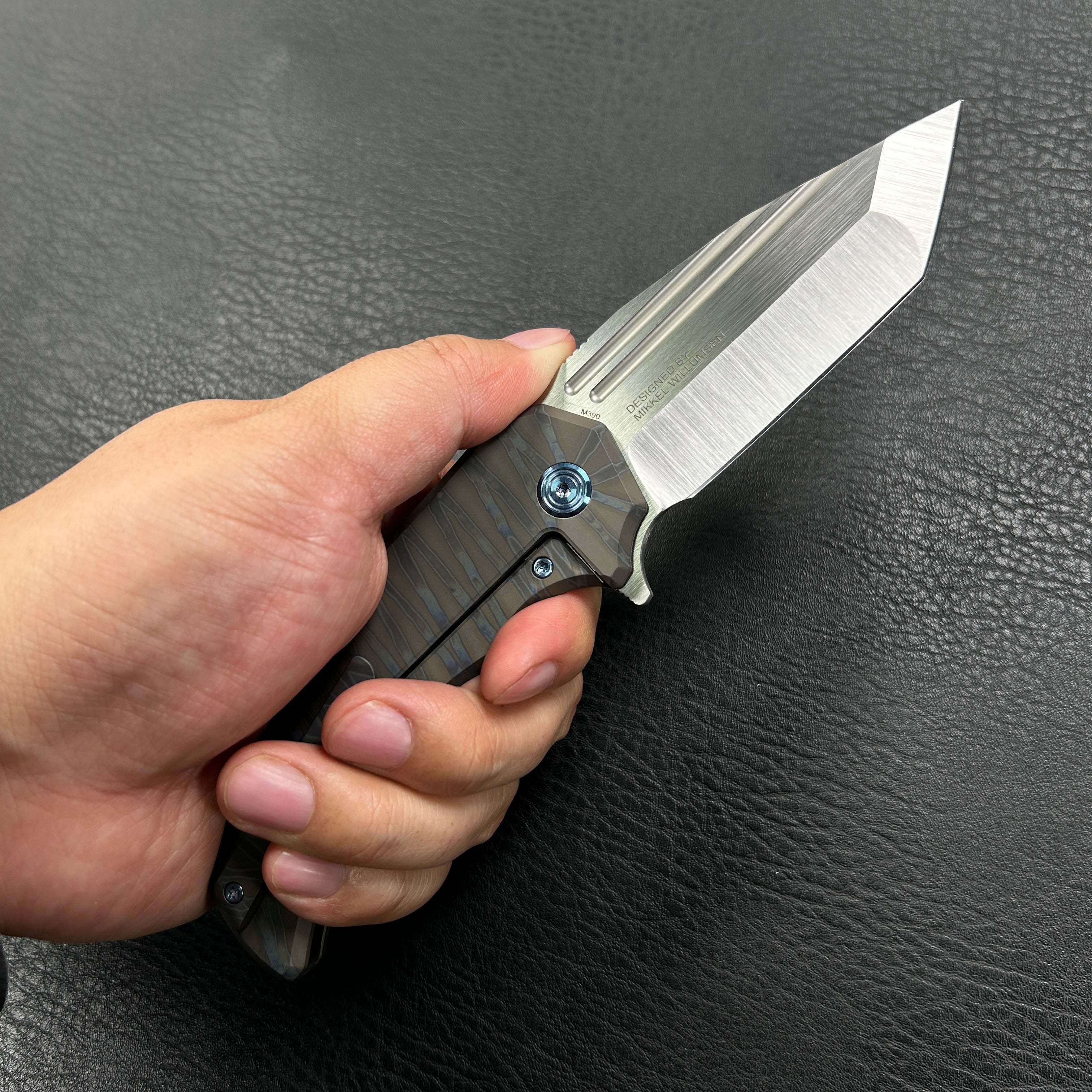 KUBEY KB366B Mikkel Willumsen Design Bravo one Frame Tactical Folding Knife 6AL4V Titanium 3.39" Belt Satin Boher M390