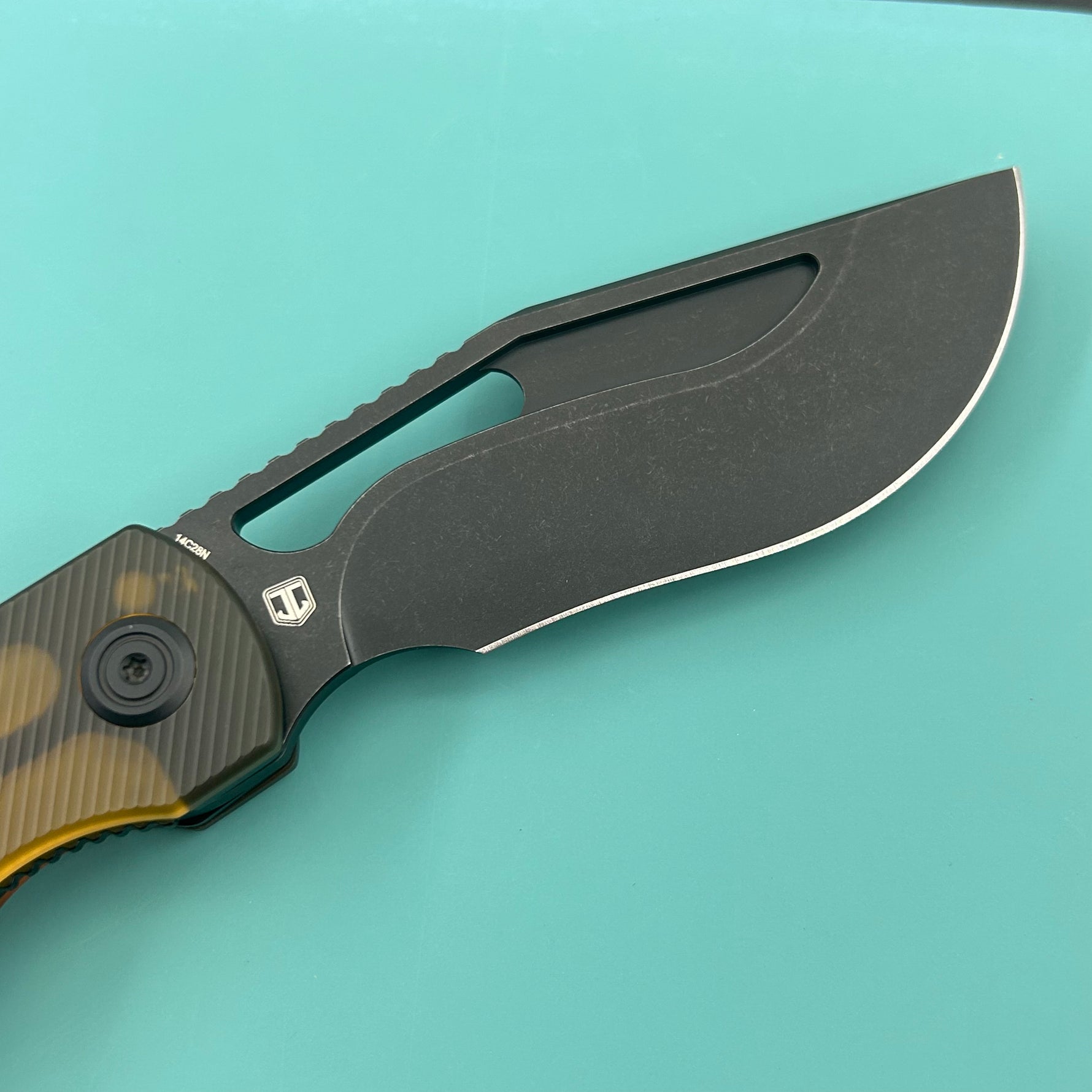 KU knife KU397D Gurkha Linerlock Black Ultem Folding Knife