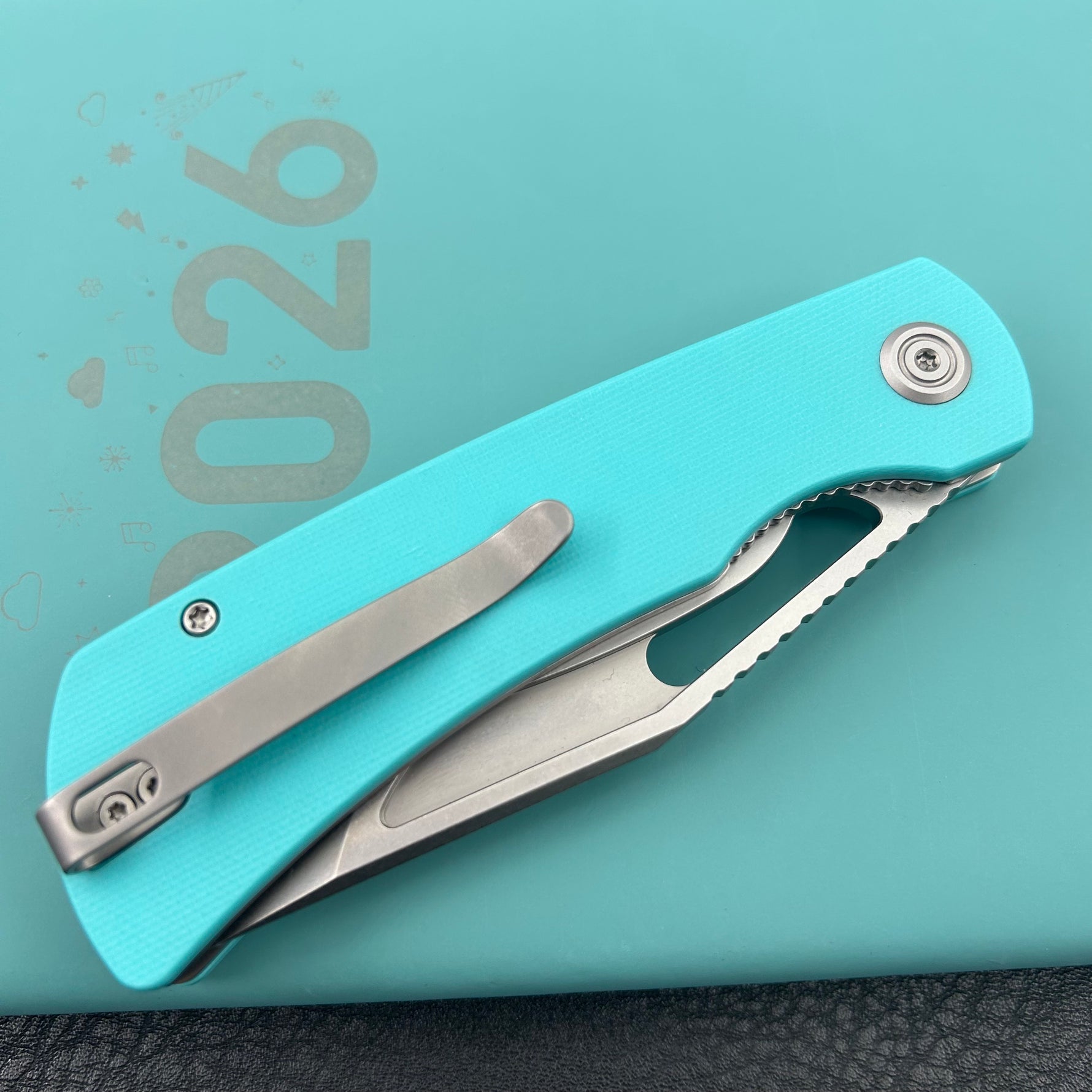 KU knife  KU397B Gurkha Linerlock Tiffany Blue Folding Knife