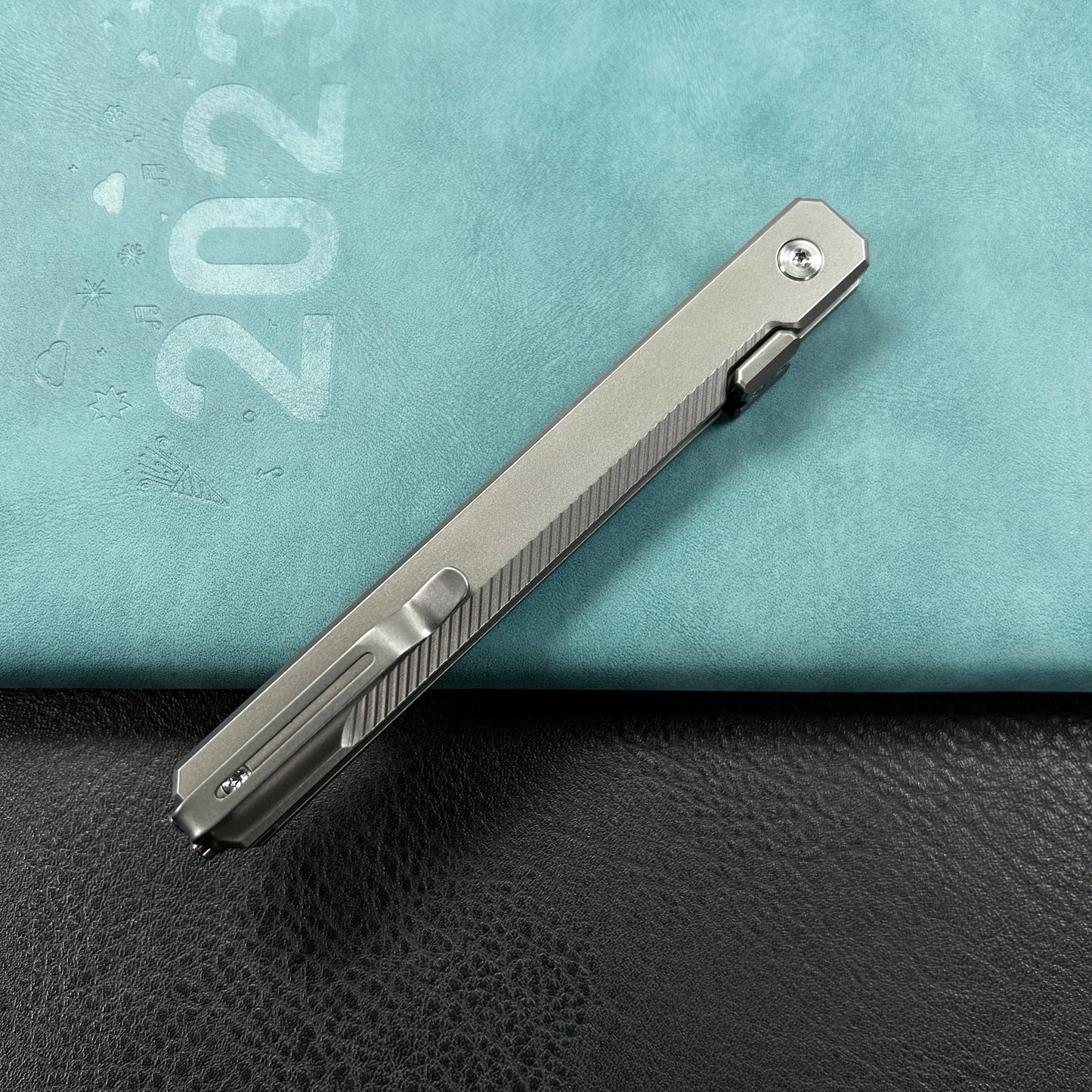 KUBEY KB243A Prism Button Lock CEO Style Folding Knife Silver Grey 6AL4V Titanium Handle 3.54'' Beadblast 14C28N