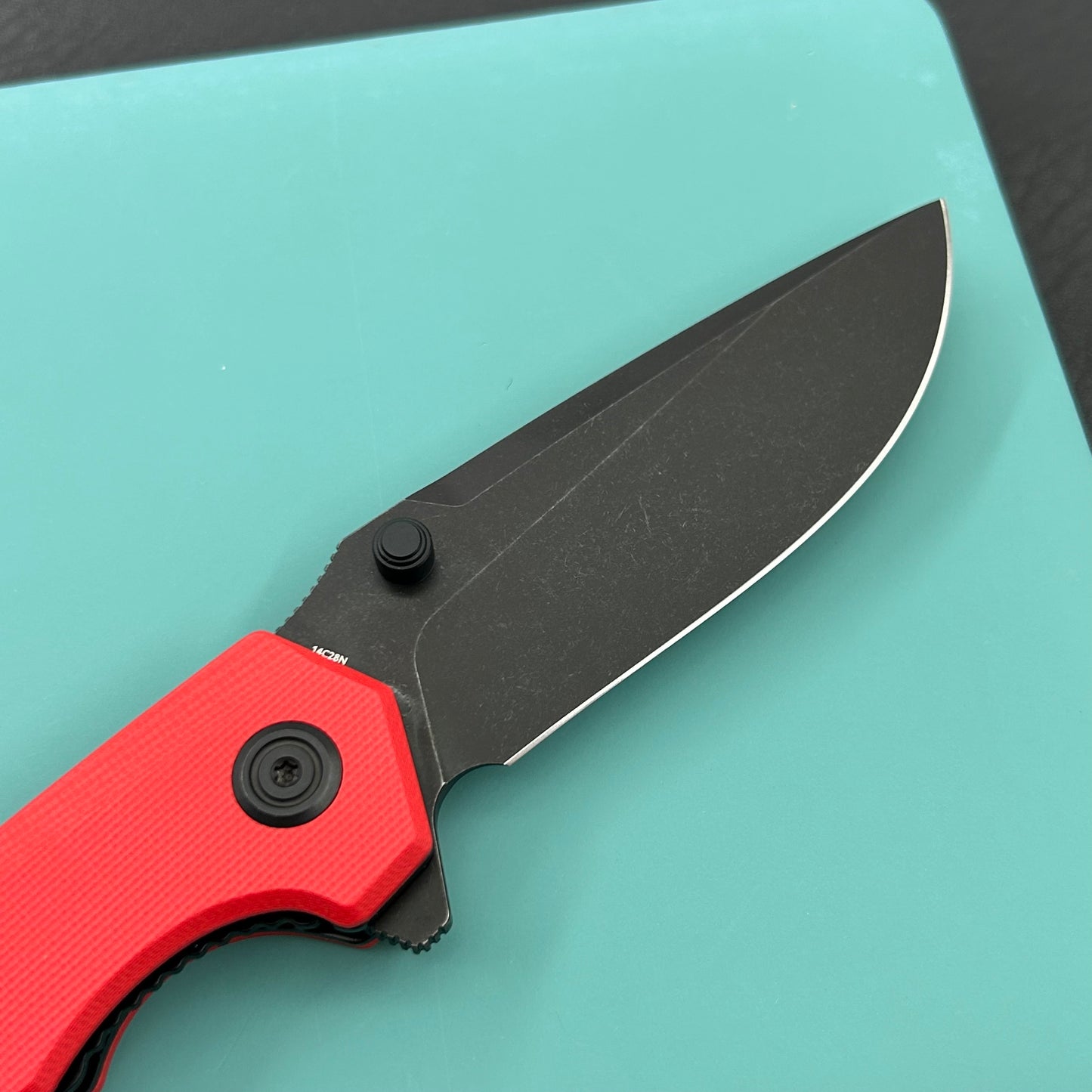 KU knife KU901S Calyce Thumbstud Linerlock Black Red Folding Knife