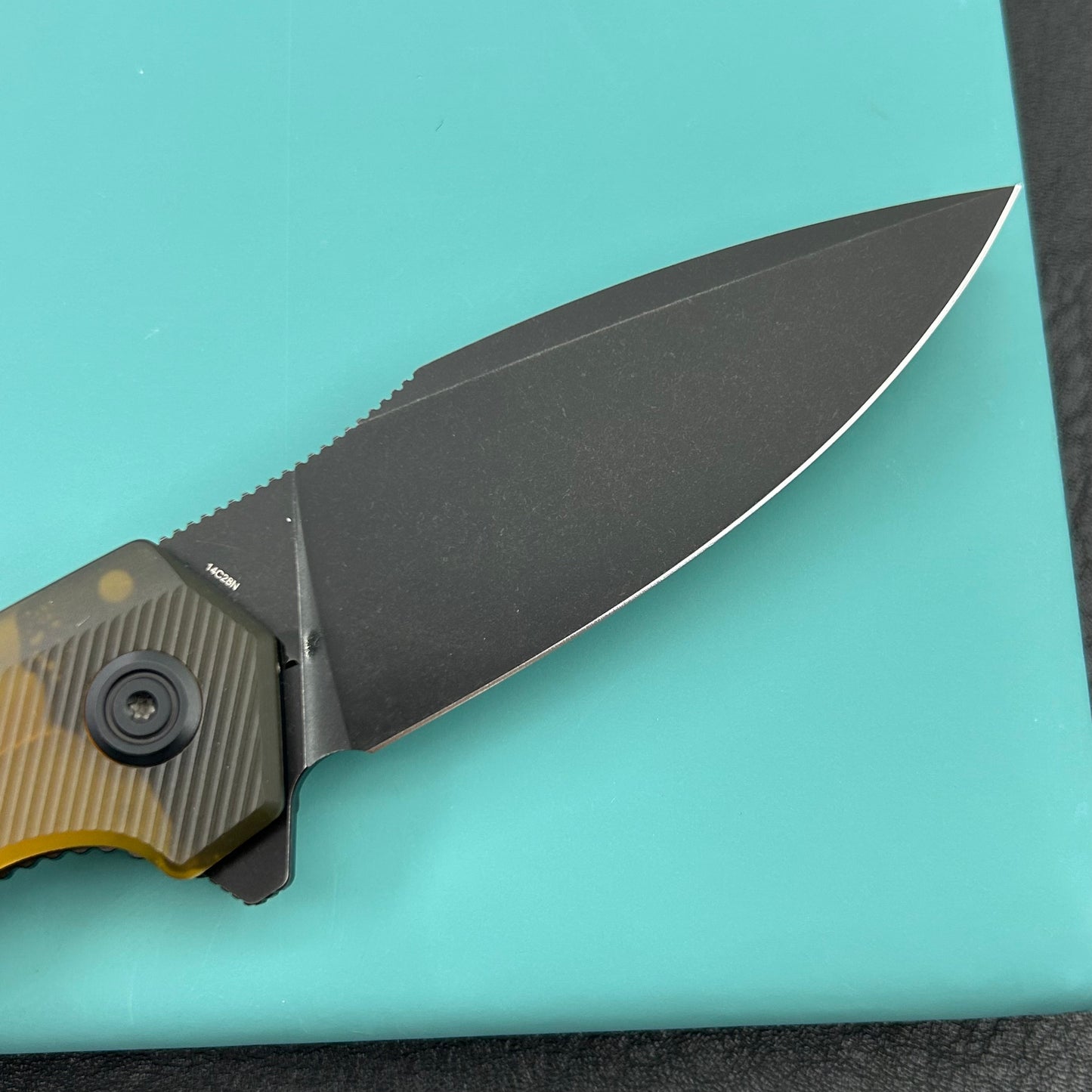 KU knife KU901Z Calyce Flipper Linerlock Black Ultem  Folding Knife