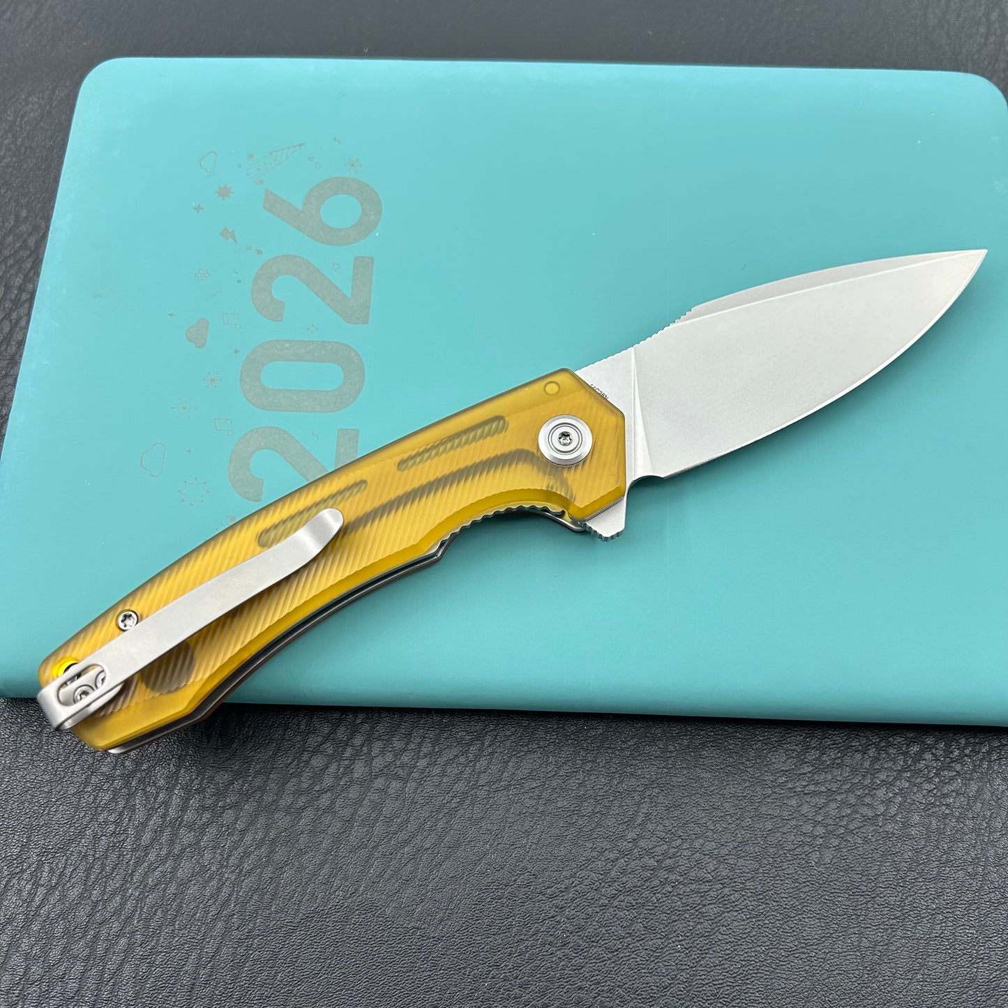 KU knife KU901W Calyce Flipper Linerlock Ultem  Folding Knife