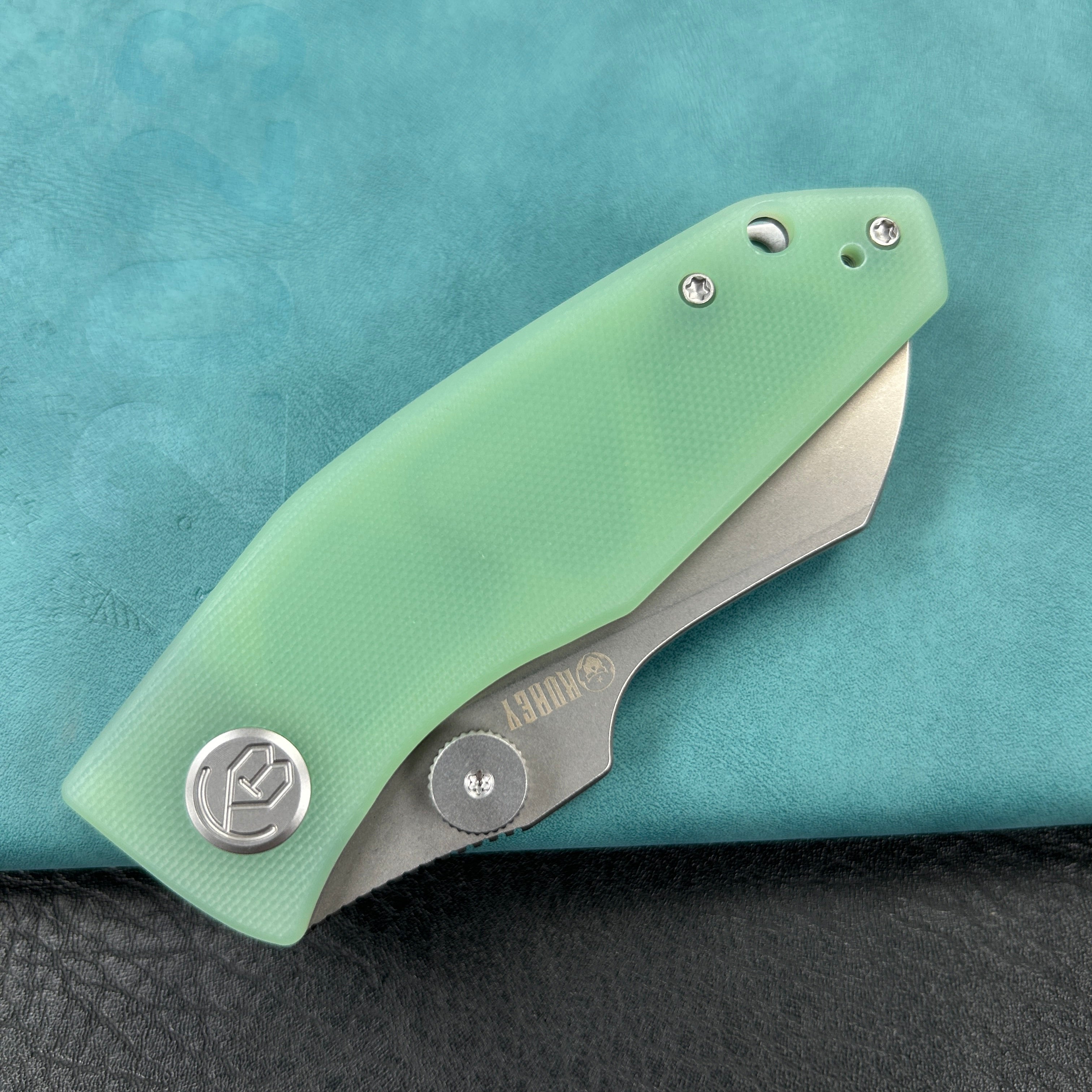 KUBEY KU337L Monsterdog Liner Lock Folding Knife Jade G10 Handle 2.95" Bead Blasted 14C28N