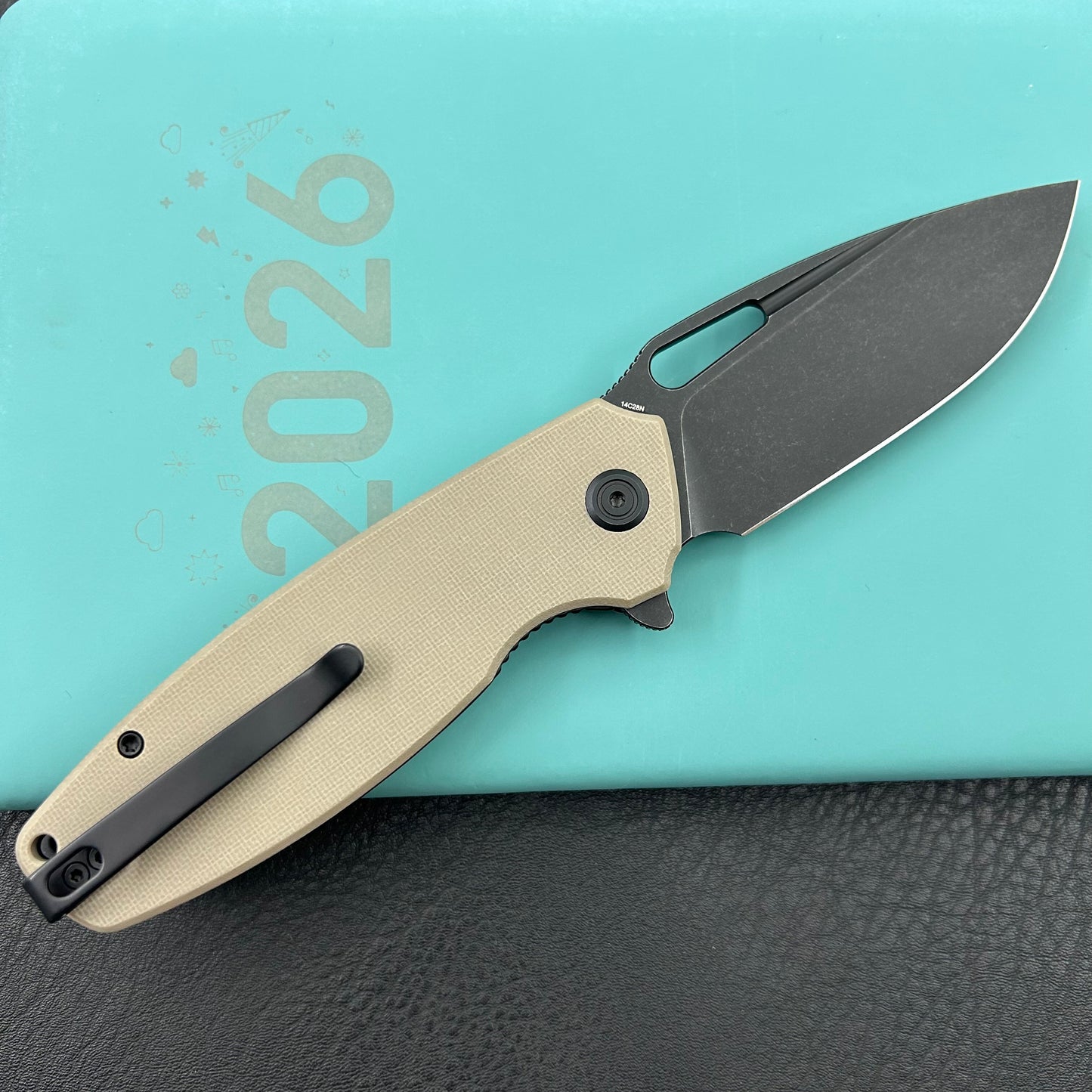 KUBEY knife KU322U Tityus Linerlock Black Tan Folding knife