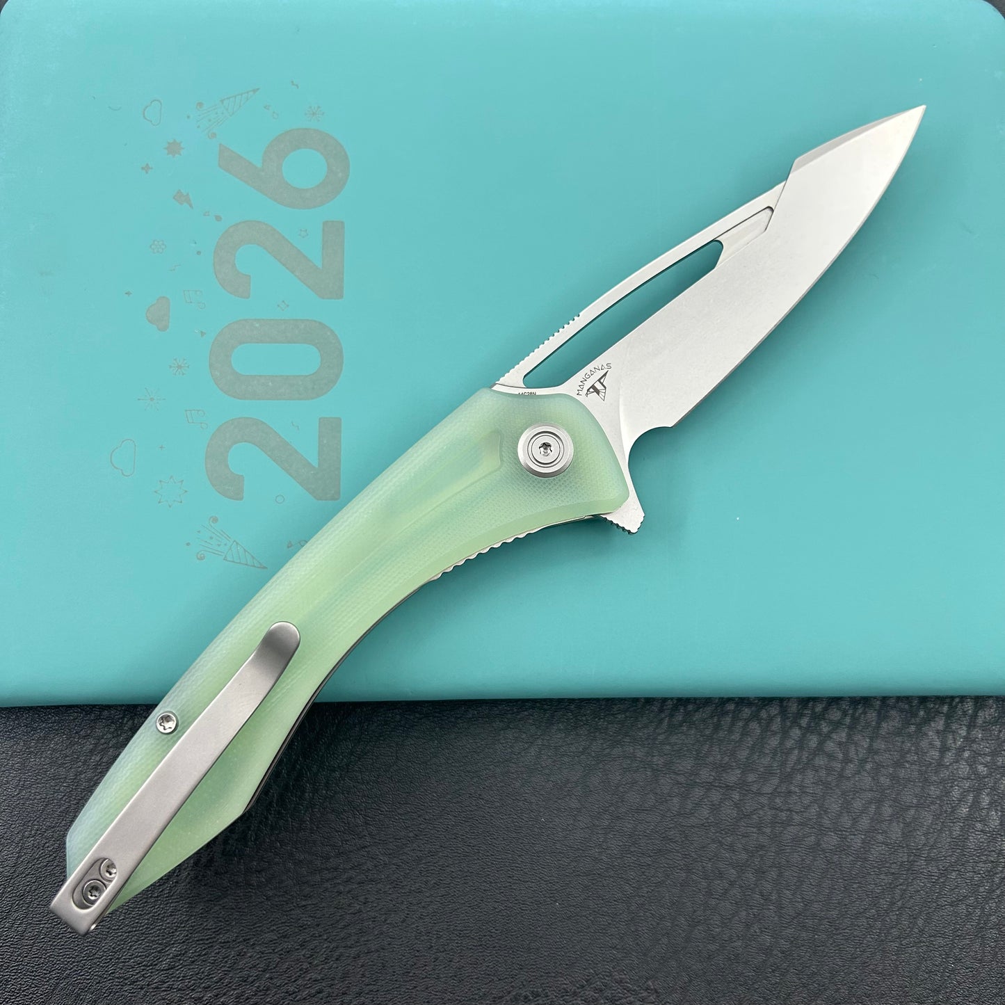 KUBEY knife KU345R Merced Linerlock Jade Folding Knife
