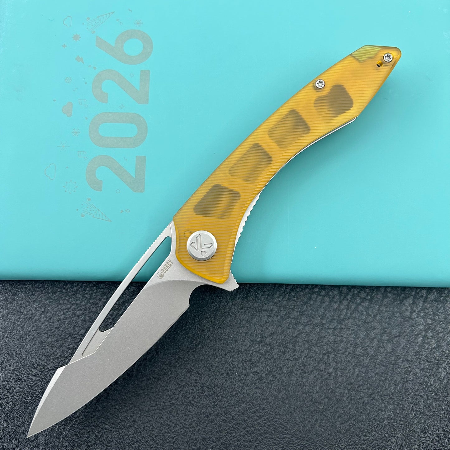 KUBEY knife KU345M Merced Linerlock Ultem Folding Knife