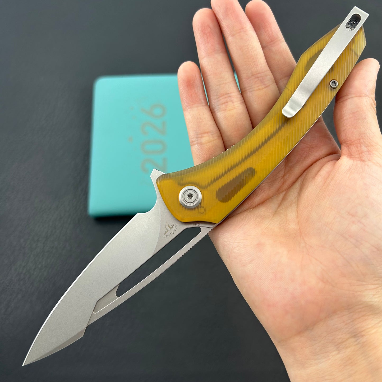 KUBEY knife KU345M Merced Linerlock Ultem Folding Knife