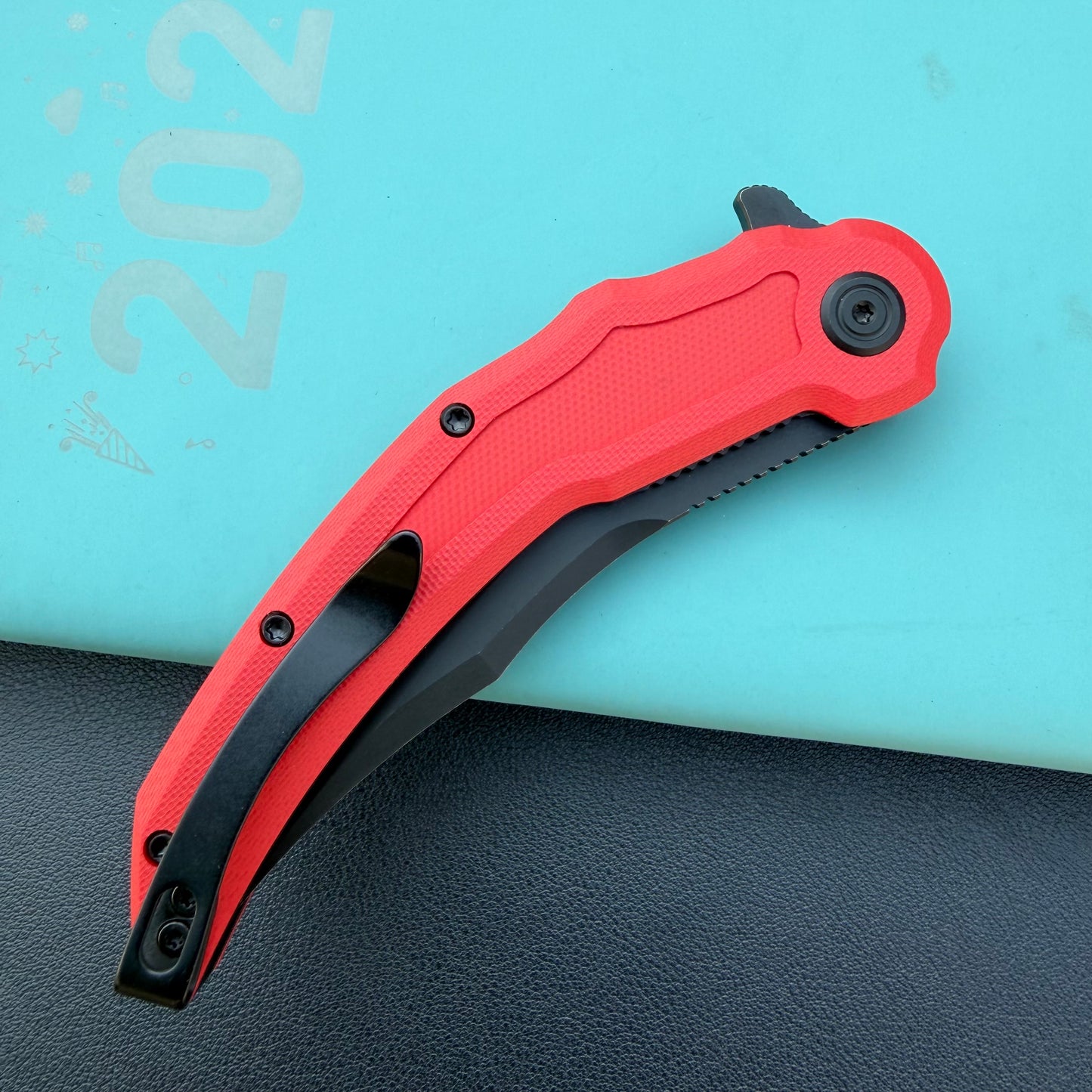 Kubey KNIVES KU346E Crest Pikal Linerlock Black Red