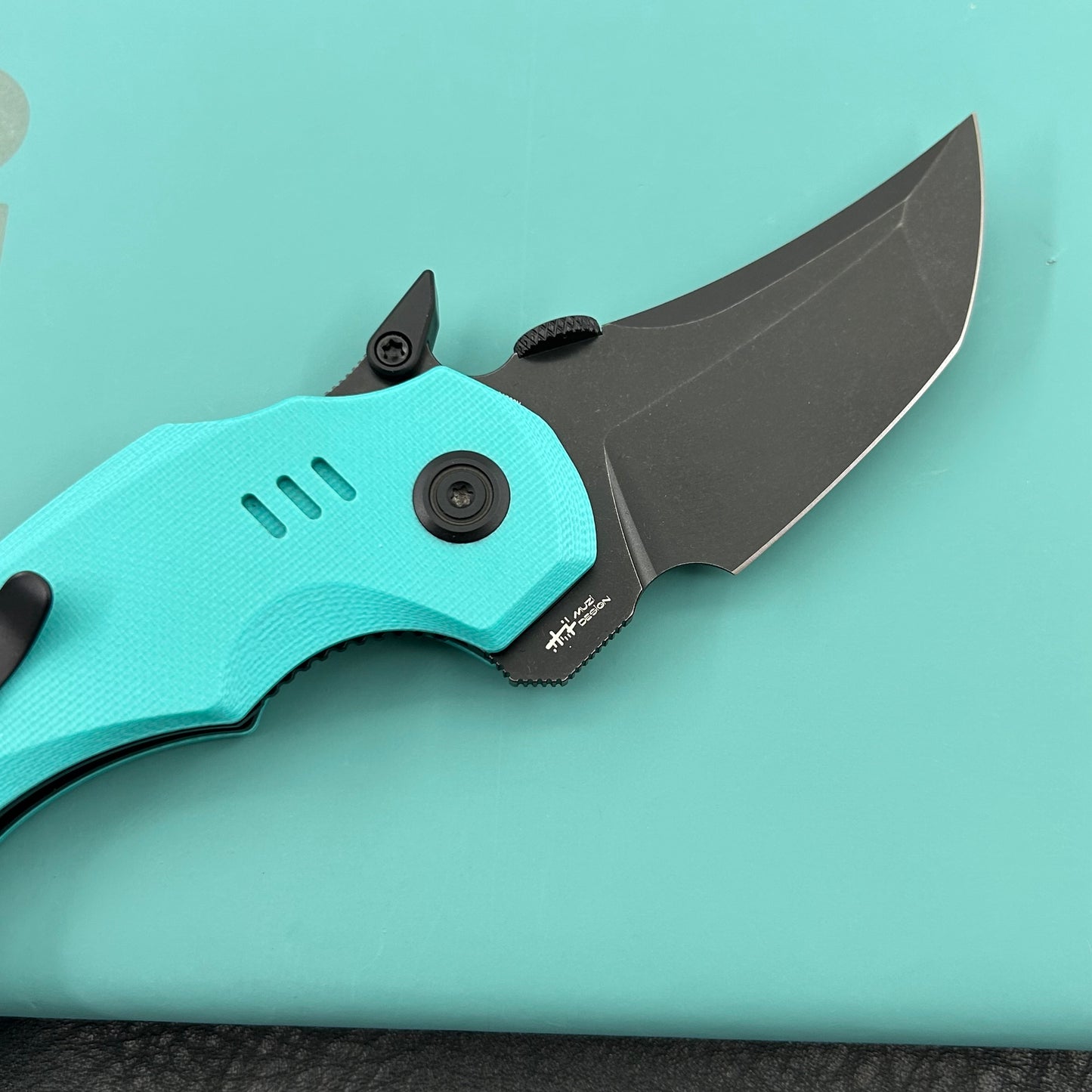KUBEY knife KU439D Jaw Tanto Pikal Folding Knife Tiffany Blue G-10 Handle 2.52" Blackwash 14C28N