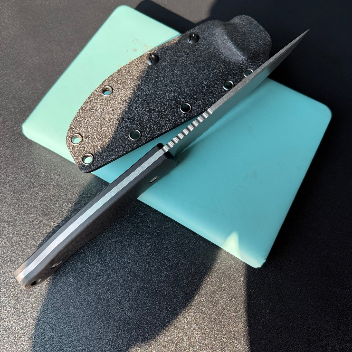 KUBEY KU268A Eskoria Fixed Blade Knife Black G-10 Handle 5.11" Beadblast 14C28N