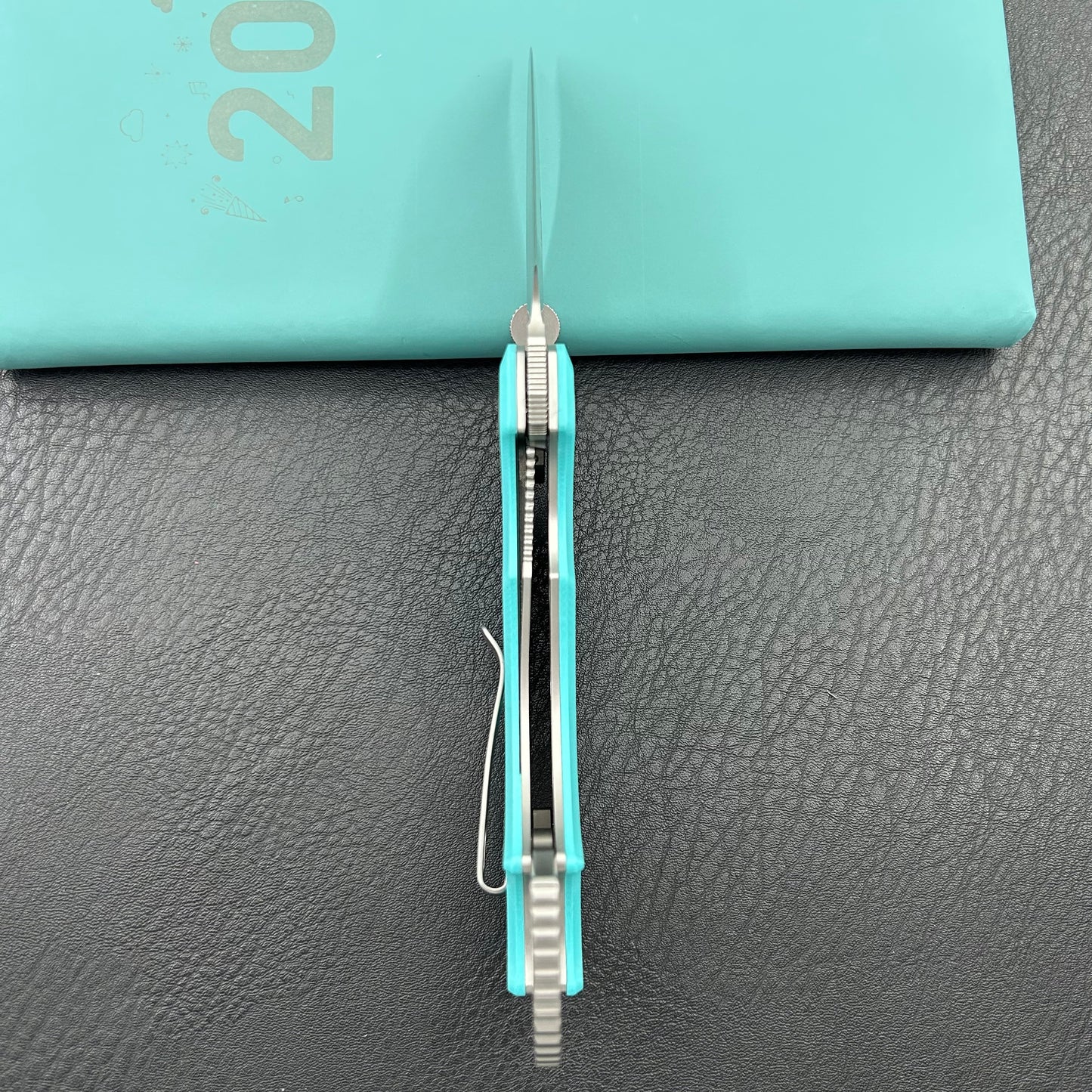 KUBEY knife KU440B Jaw  Pikal Folding Knife Tiffany Blue G-10 Handle 2.52" Beadblast 14C28N