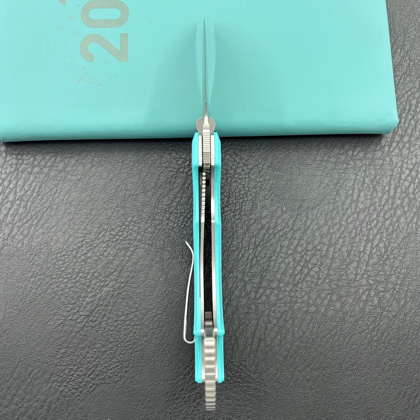 KUBEY knife KU440B Jaw  Pikal Folding Knife Tiffany Blue G-10 Handle 2.52" Beadblast 14C28N