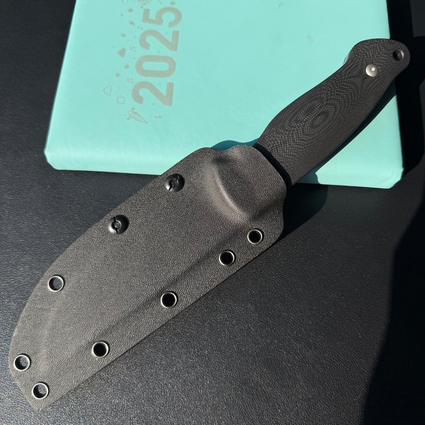 KUBEY KU268A Eskoria Fixed Blade Knife Black G-10 Handle 5.11" Beadblast 14C28N