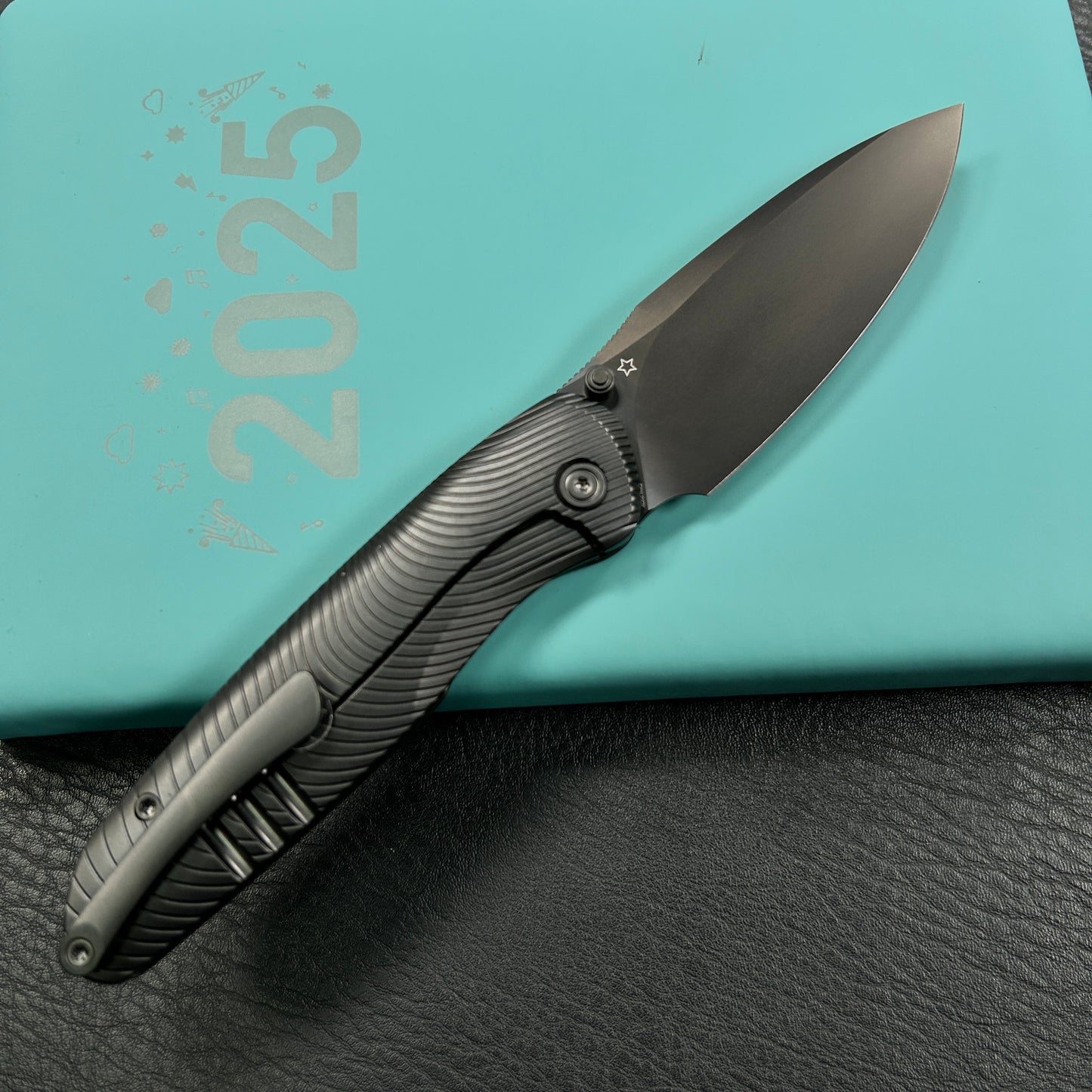 KB knives KB379C Pioneer Folding Knife Black DLC Titanium w/ Wave Milling Handle 3.35'' Black DLC 20CV Blade
