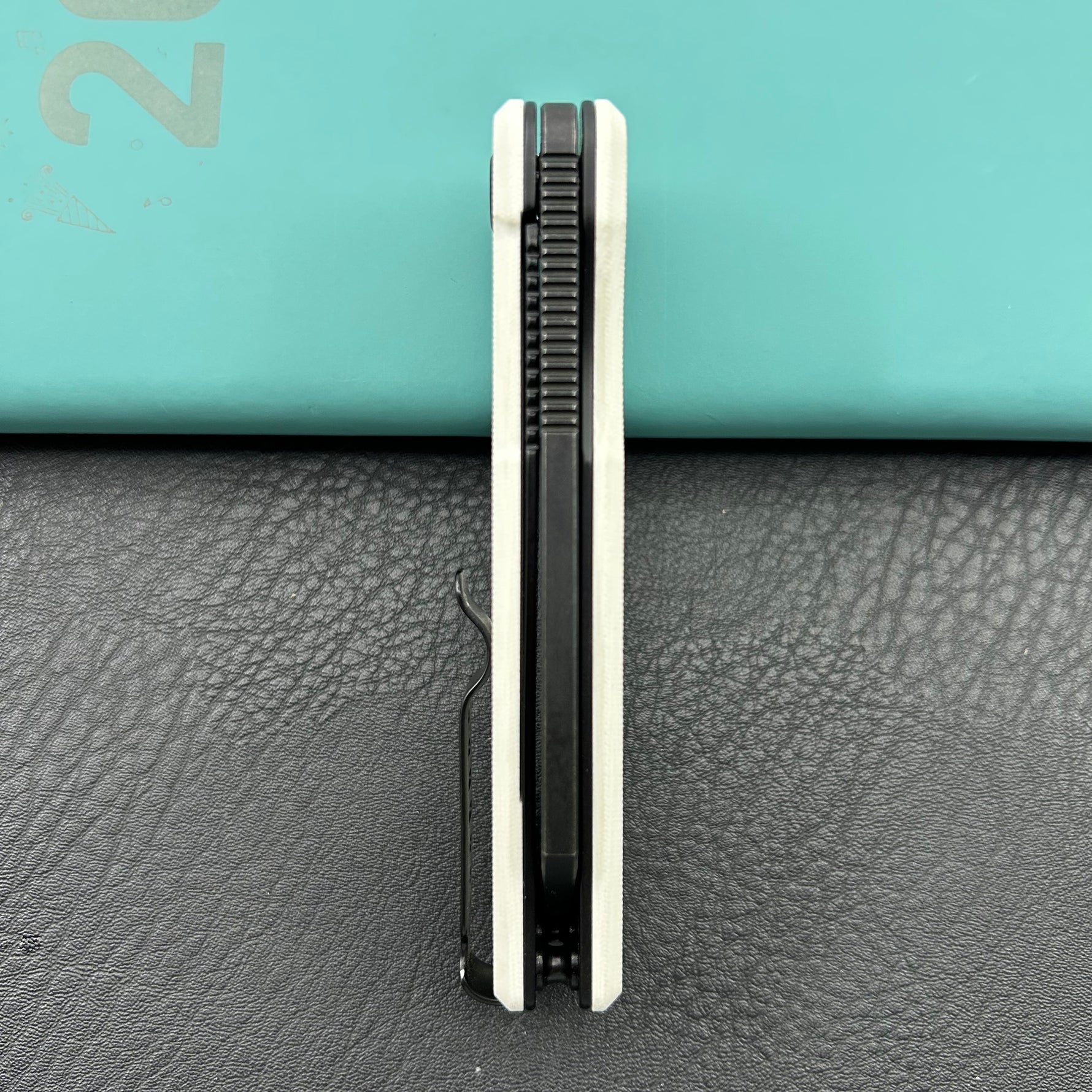 KUBEY knife KU331U Thalia Linerlock Black Tan Folding Knife