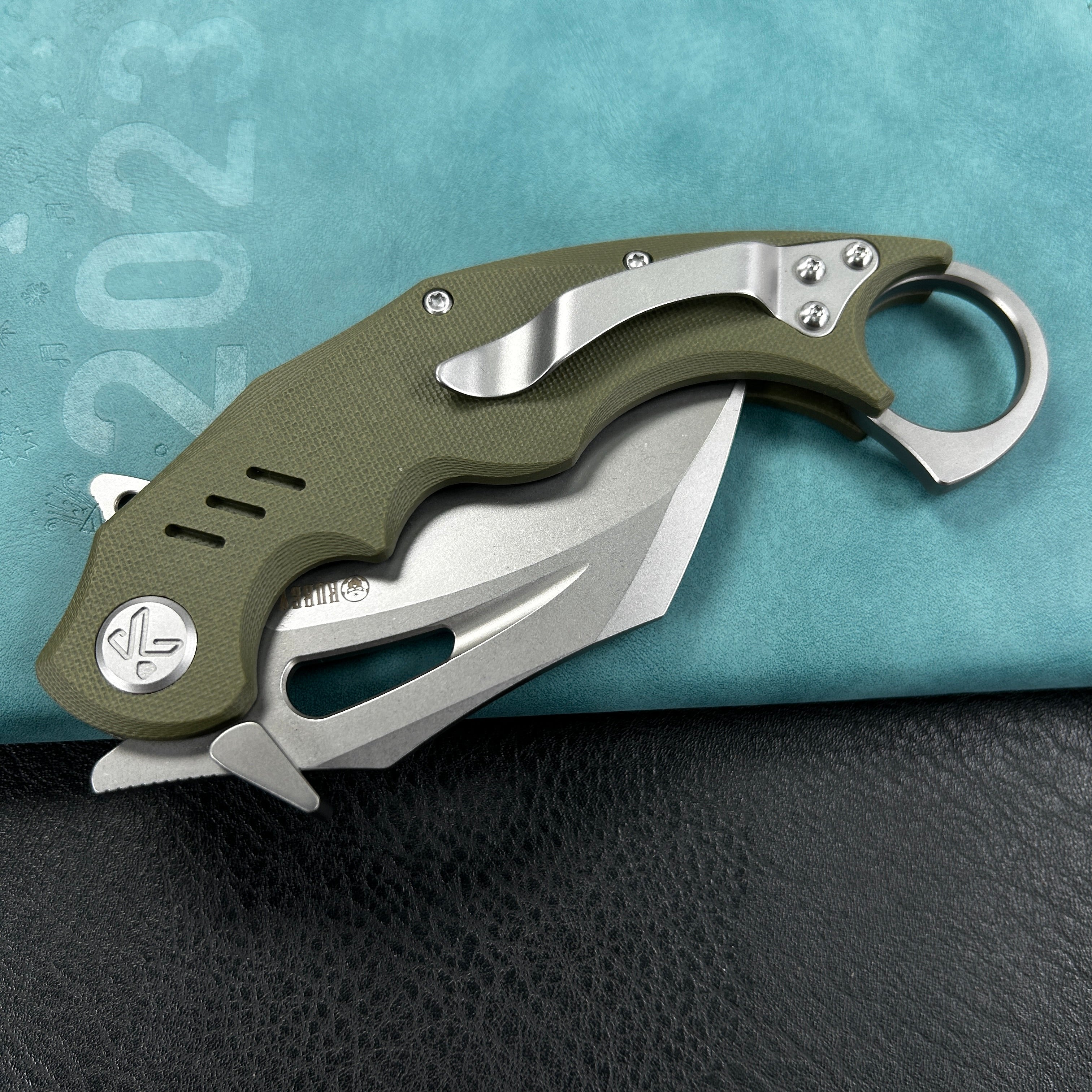 KUBEY  KU261B Wrath Karambit Folding Knife Green G-10 Handle 2.68" Beadblast 14C28N Blade