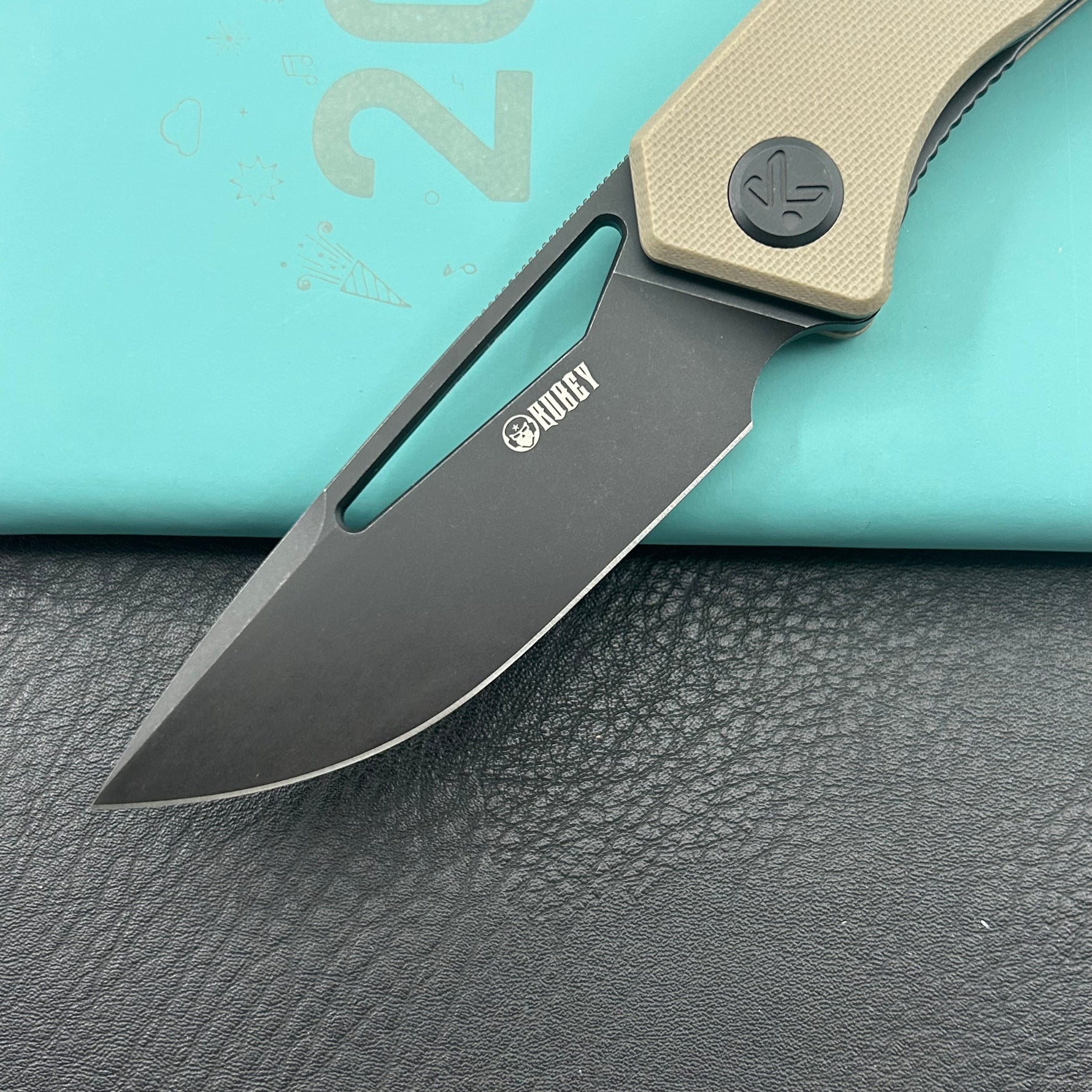 KUBEY knife KU331U Thalia Linerlock Black Tan Folding Knife