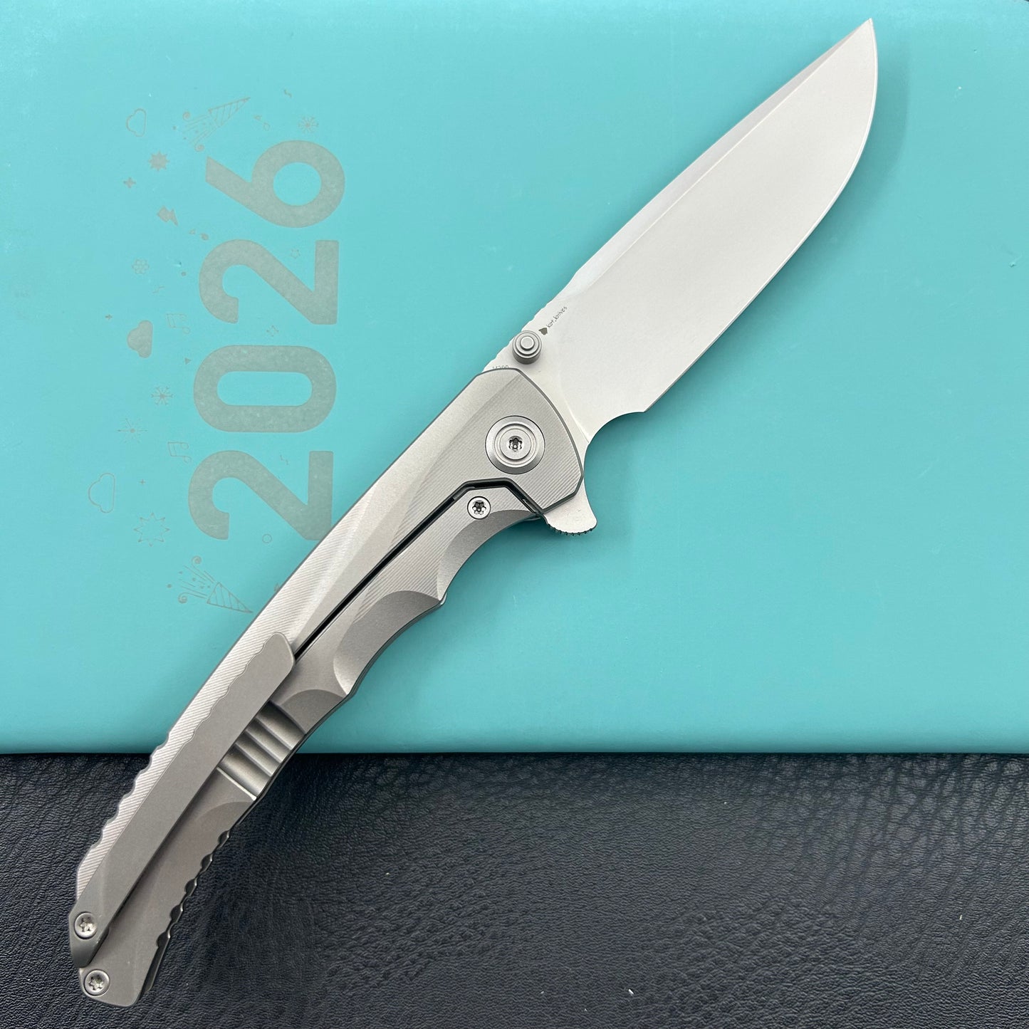 KB KNIVES KB389A Zazoo Folding Knife Grey Titanium Handle 3.70'' Beadblast M390 Blade