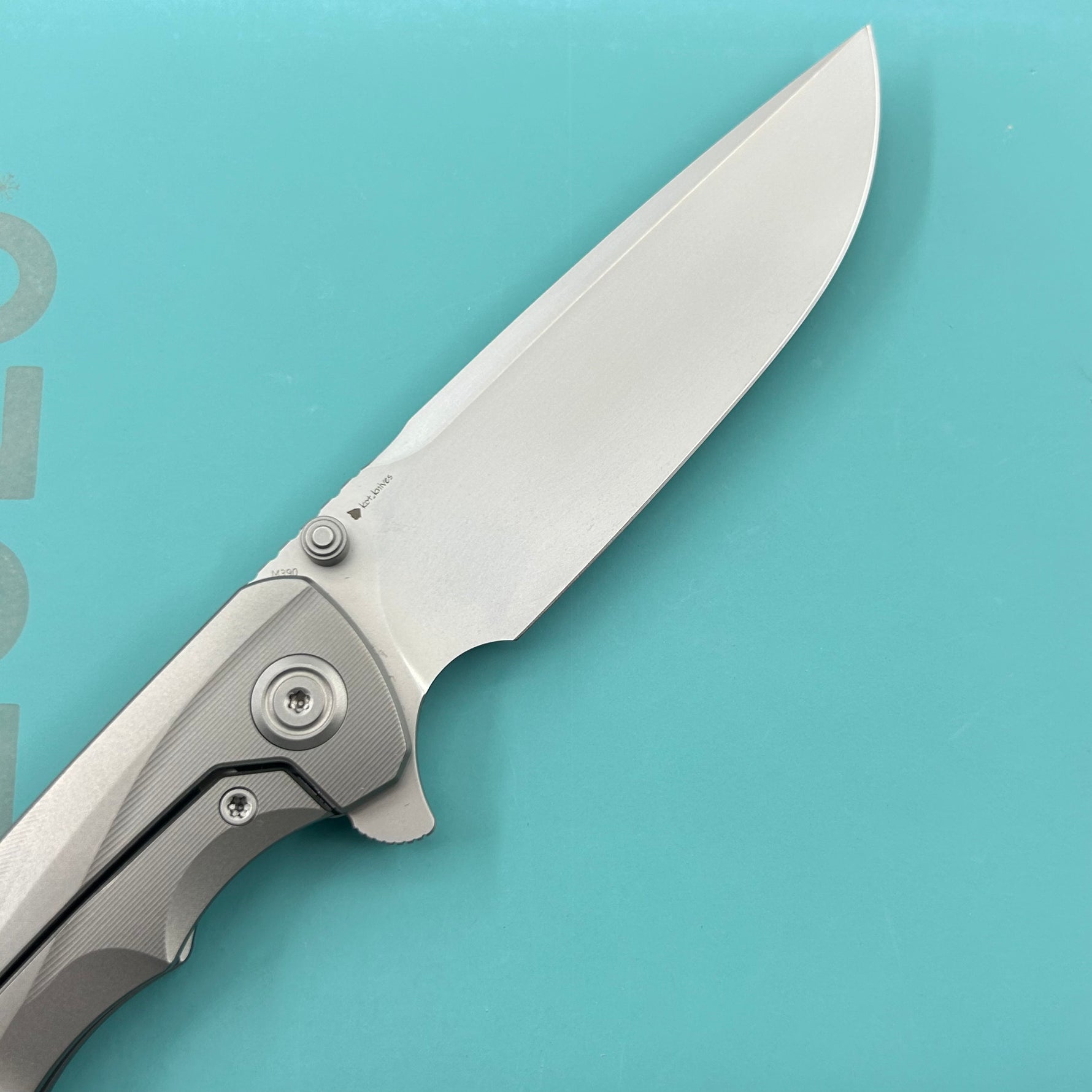 KB KNIVES KB389A Zazoo Folding Knife Grey Titanium Handle 3.70'' Beadblast M390 Blade