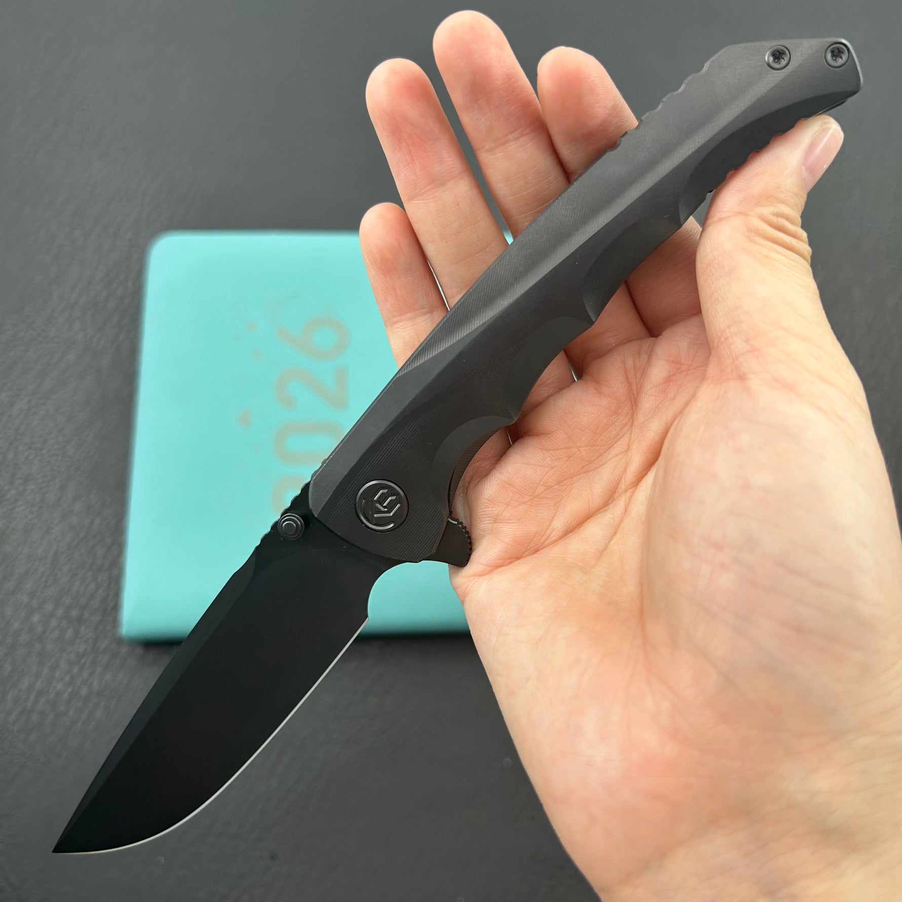 KB KNIVES KB389C Zazoo Folding Knife Regular DLC Titanium Handle 3.70'' Regular DLC M390 Blade