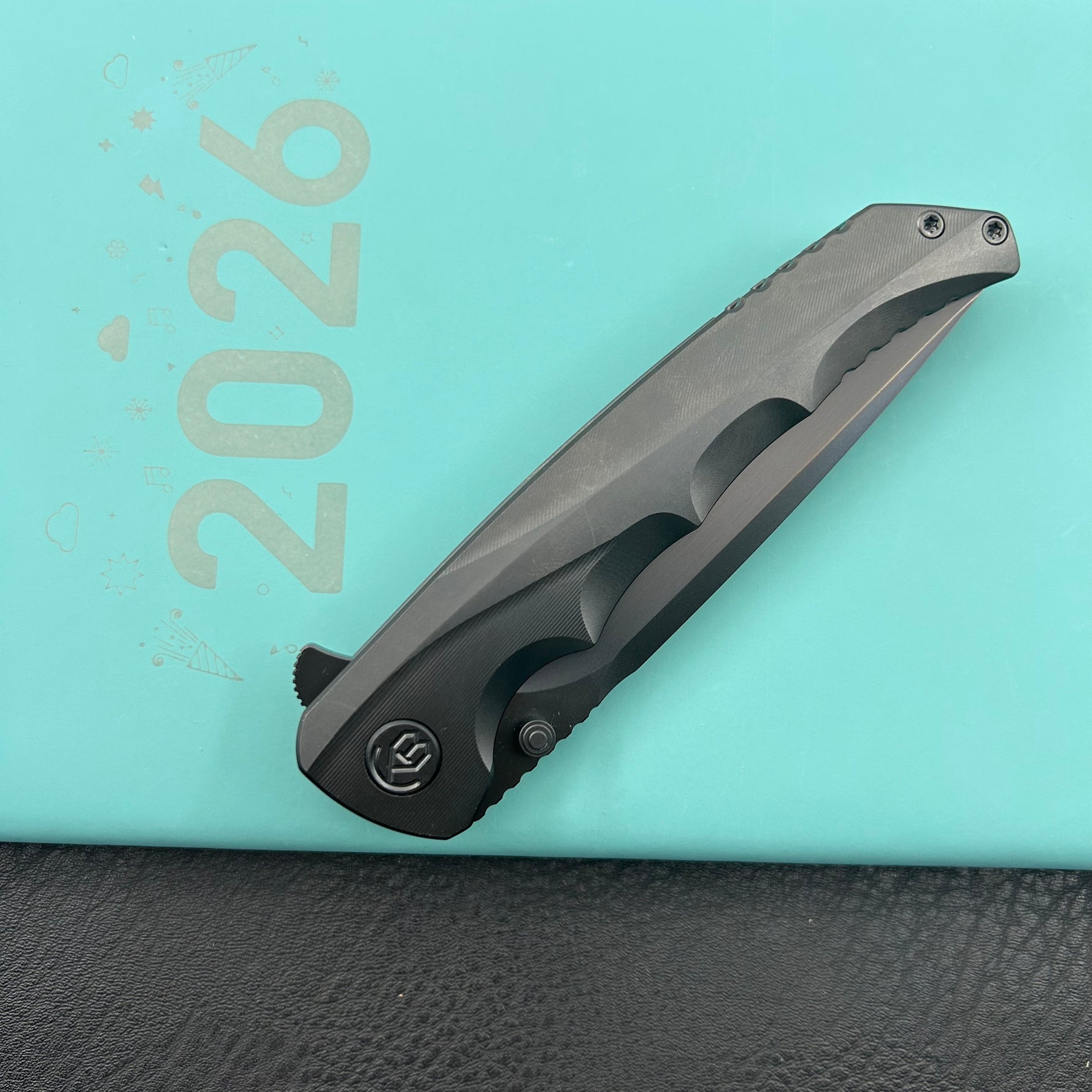 KB KNIVES KB389C Zazoo Folding Knife Regular DLC Titanium Handle 3.70'' Regular DLC M390 Blade